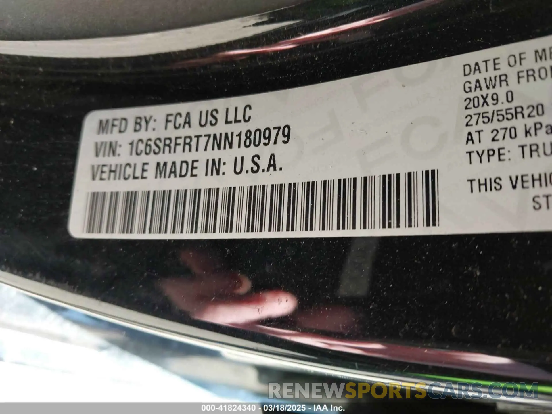 9 Photograph of a damaged car 1C6SRFRT7NN180979 RAM 1500 2022
