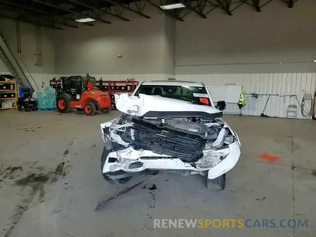 11 Photograph of a damaged car 1C6SRFRT9NN387423 RAM 1500 2022