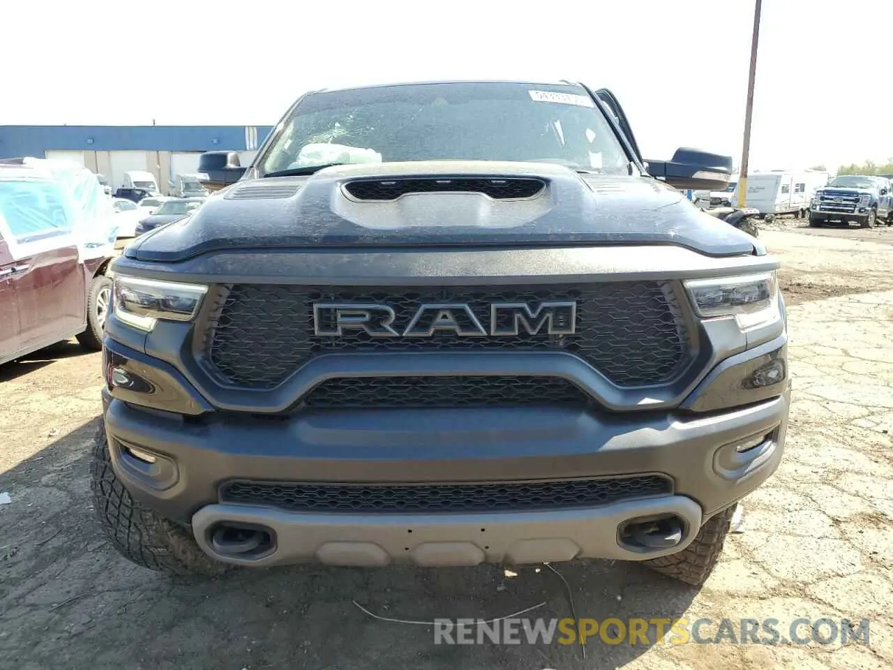 5 Photograph of a damaged car 1C6SRFU91NN112513 RAM 1500 2022