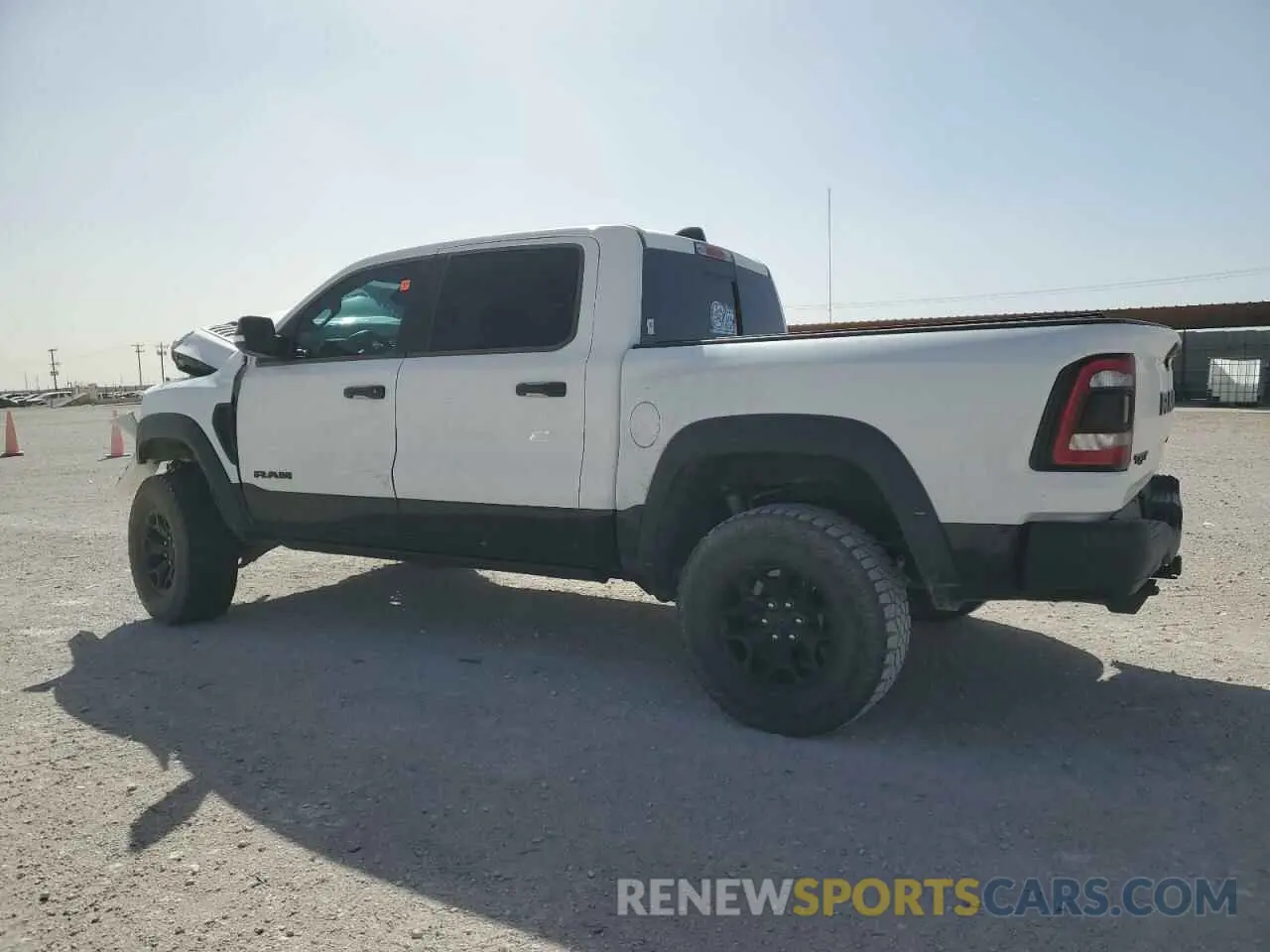2 Photograph of a damaged car 1C6SRFU92NN270357 RAM 1500 2022