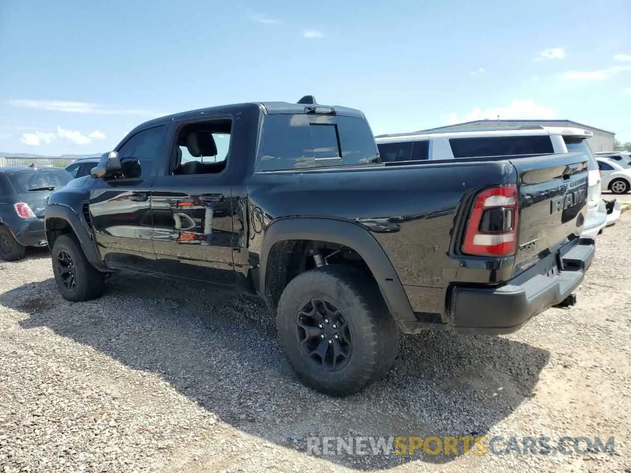 2 Photograph of a damaged car 1C6SRFU95NN318630 RAM 1500 2022