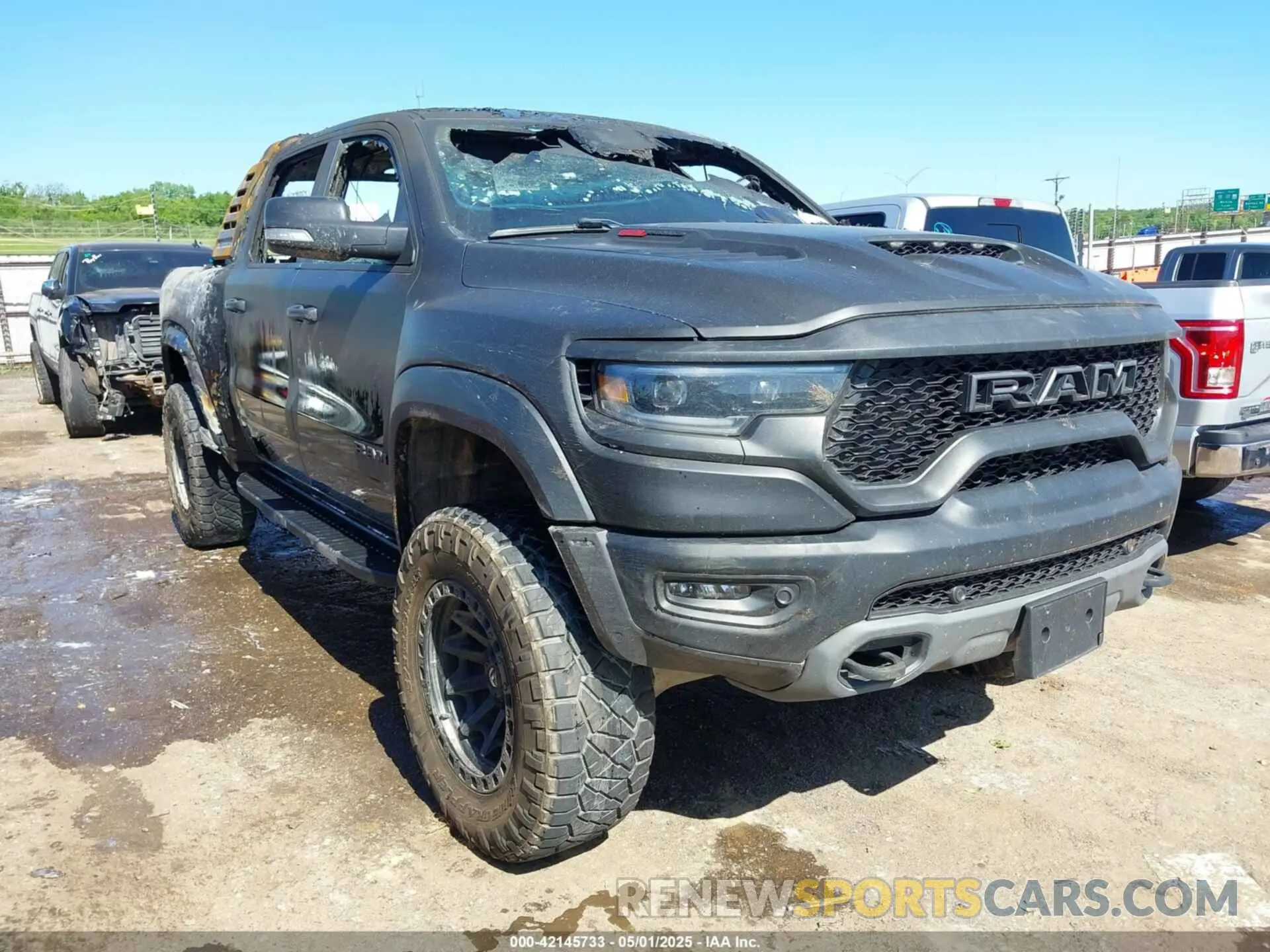 1 Фотография поврежденного автомобиля 1C6SRFU99NN151639 RAM 1500 2022