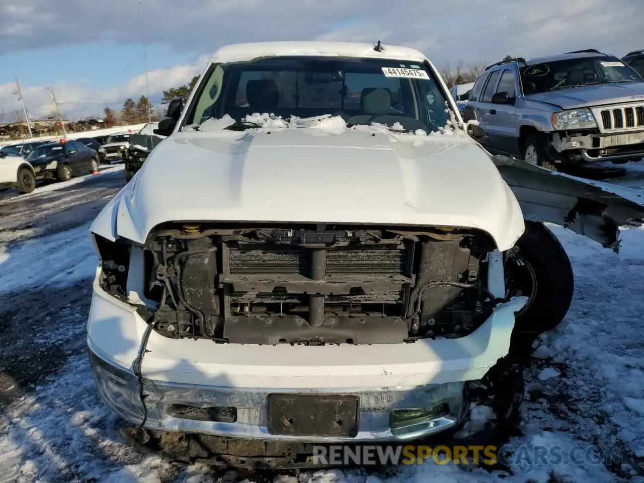 5 Photograph of a damaged car 3C6JR7DT7NG427399 RAM 1500 2022