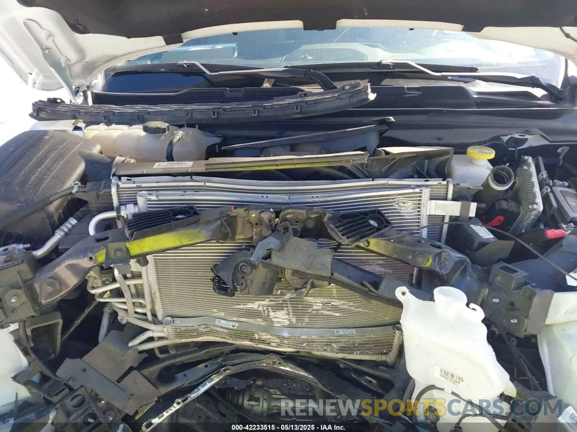 10 Photograph of a damaged car 1C6RREBG9PN511828 RAM 1500 2023