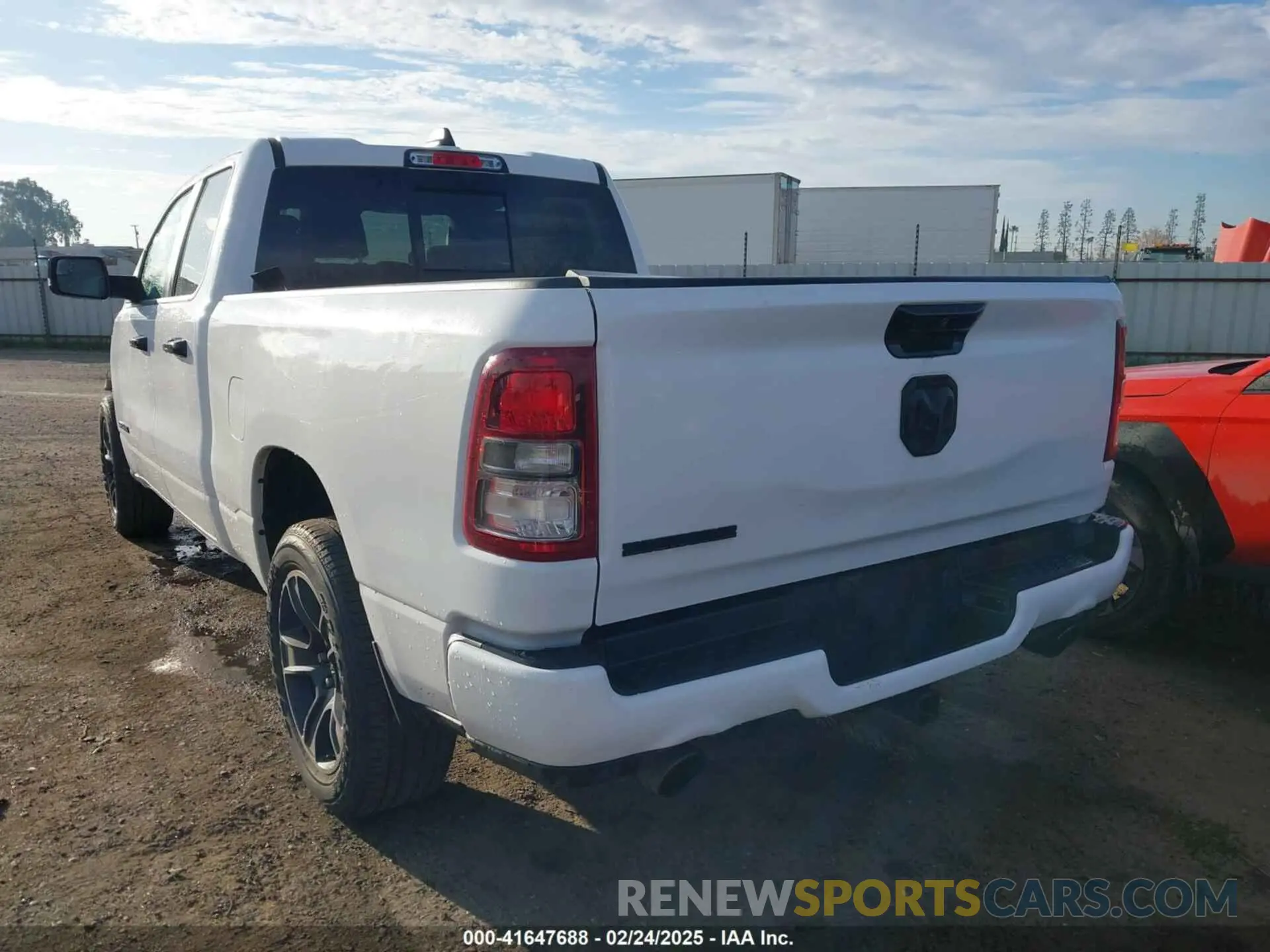 3 Photograph of a damaged car 1C6RREBT8PN553095 RAM 1500 2023