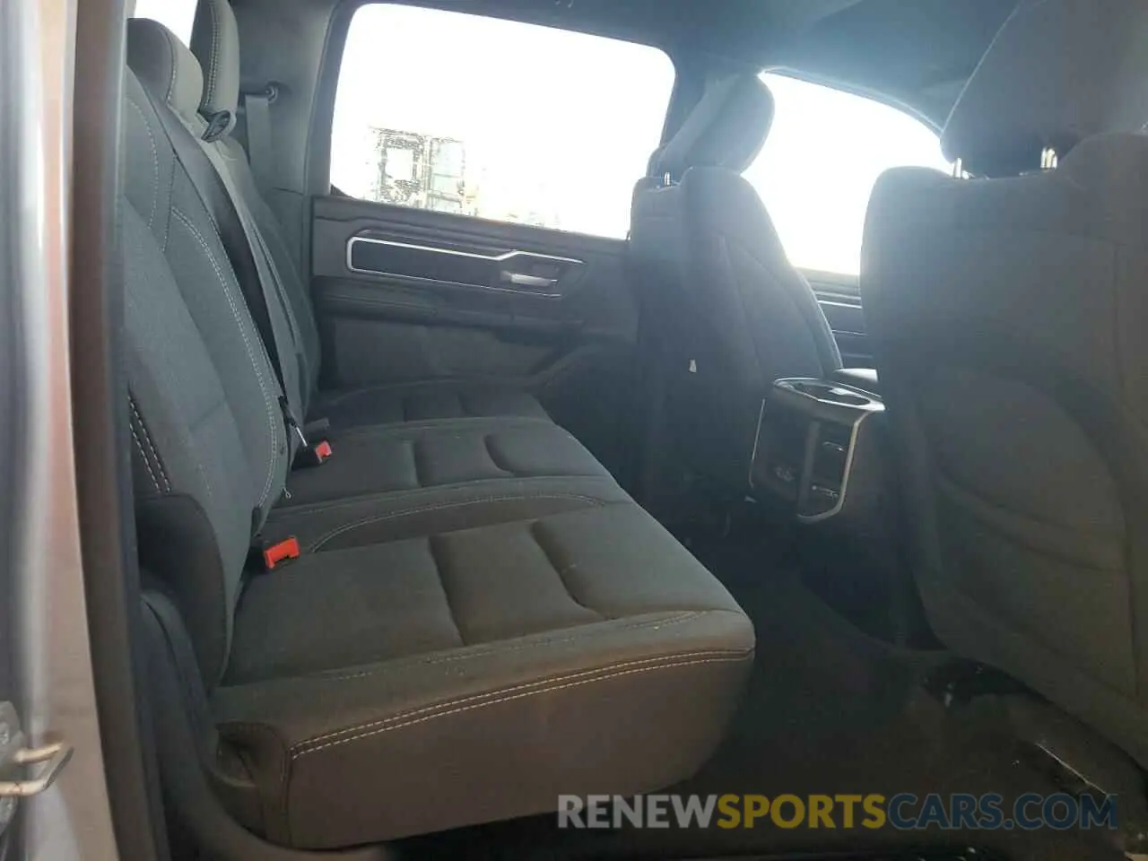 10 Фотография поврежденного автомобиля 1C6RREFG5PN654513 RAM 1500 2023