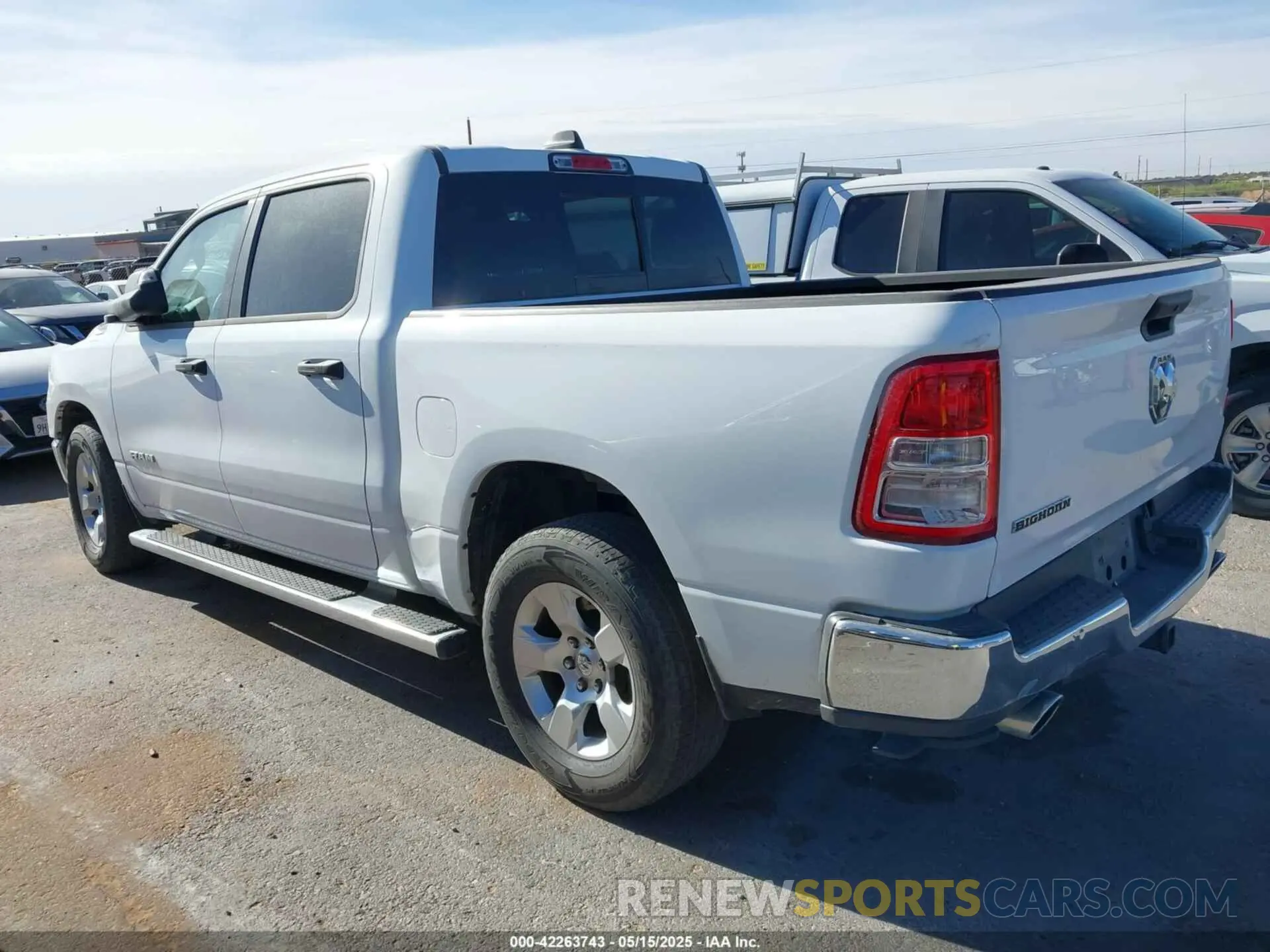14 Photograph of a damaged car 1C6RREFT1PN693046 RAM 1500 2023