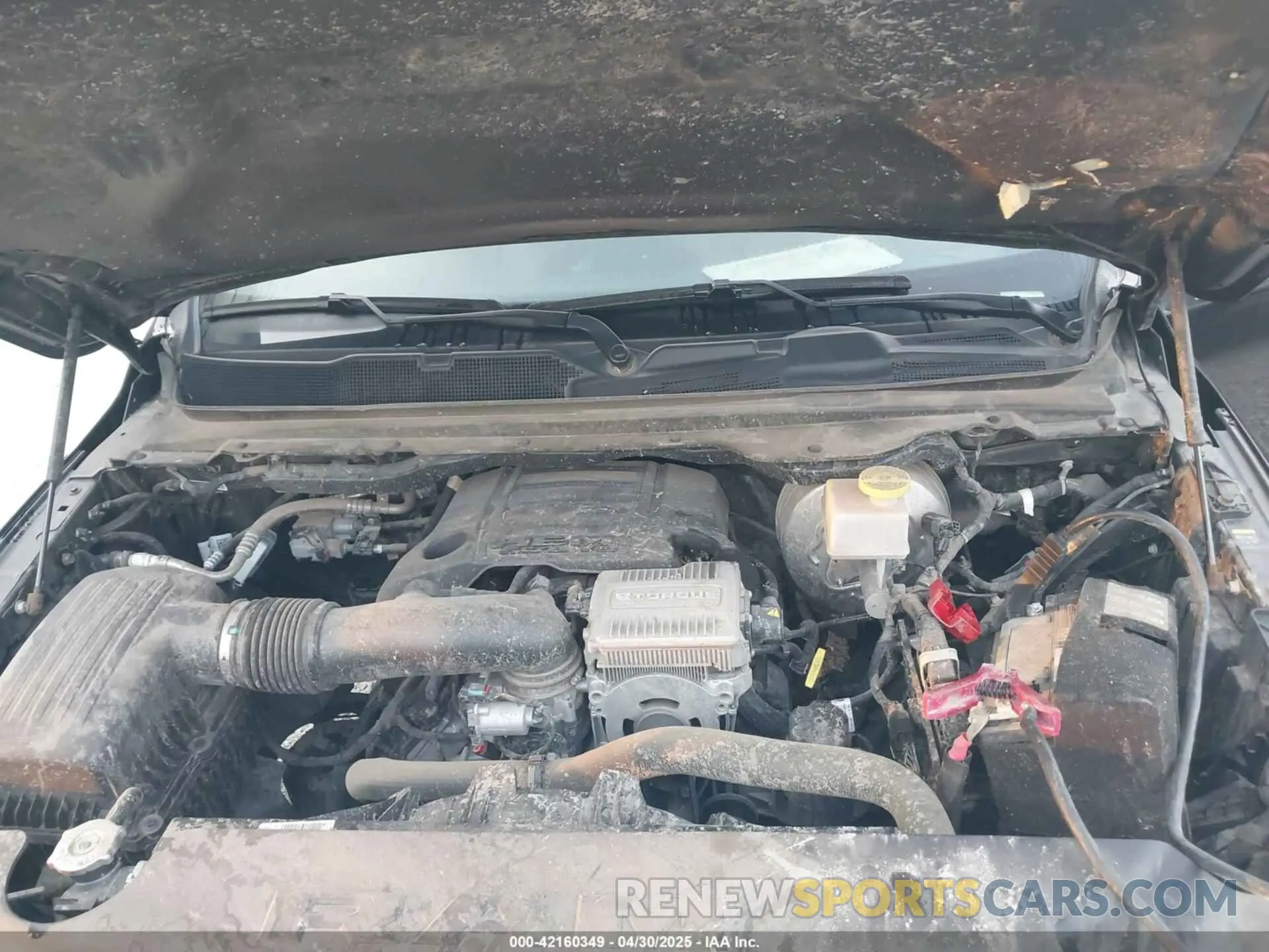 10 Photograph of a damaged car 1C6RREFT3PN543679 RAM 1500 2023
