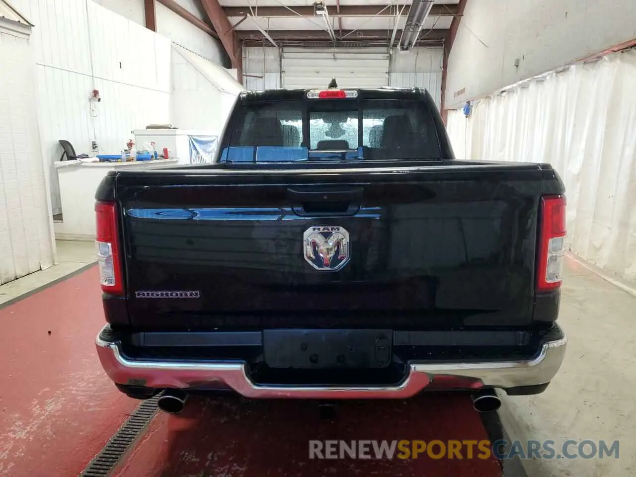 6 Photograph of a damaged car 1C6RREFT4PN559745 RAM 1500 2023