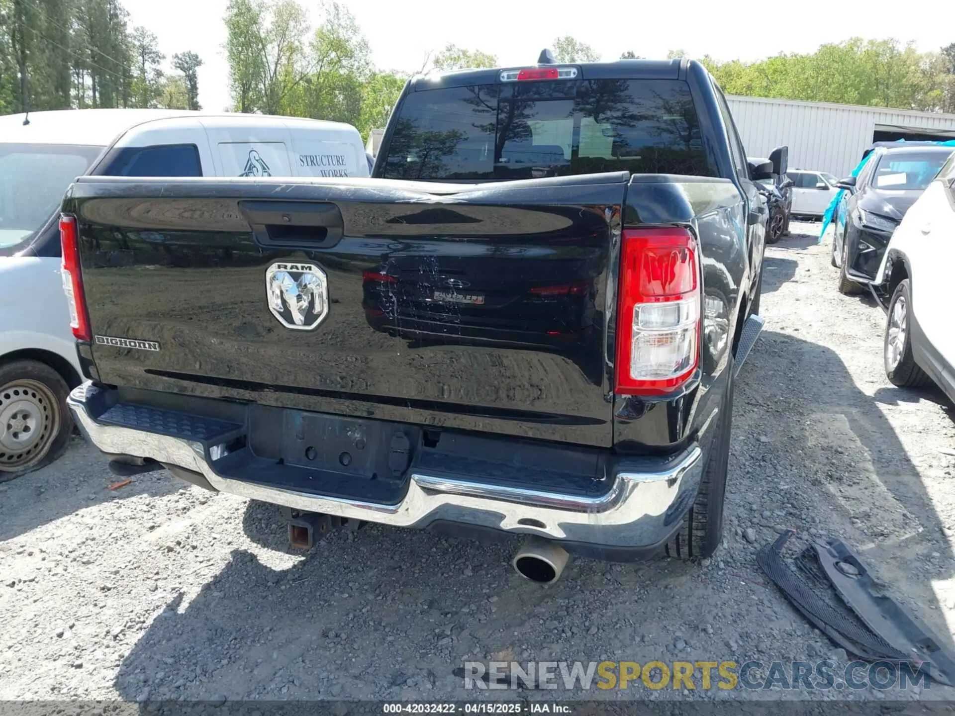 16 Photograph of a damaged car 1C6RREFT4PN619667 RAM 1500 2023