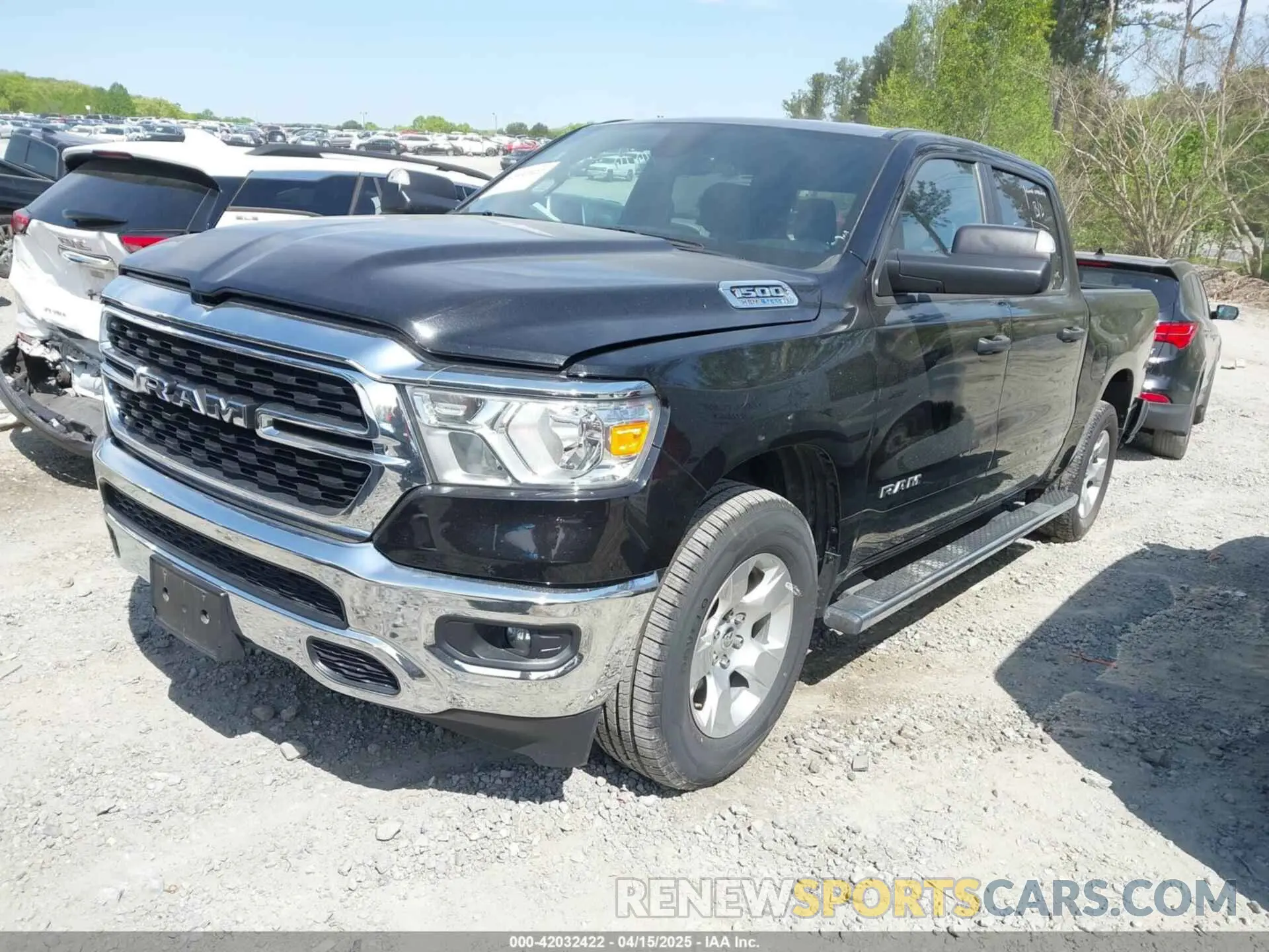 2 Photograph of a damaged car 1C6RREFT4PN619667 RAM 1500 2023