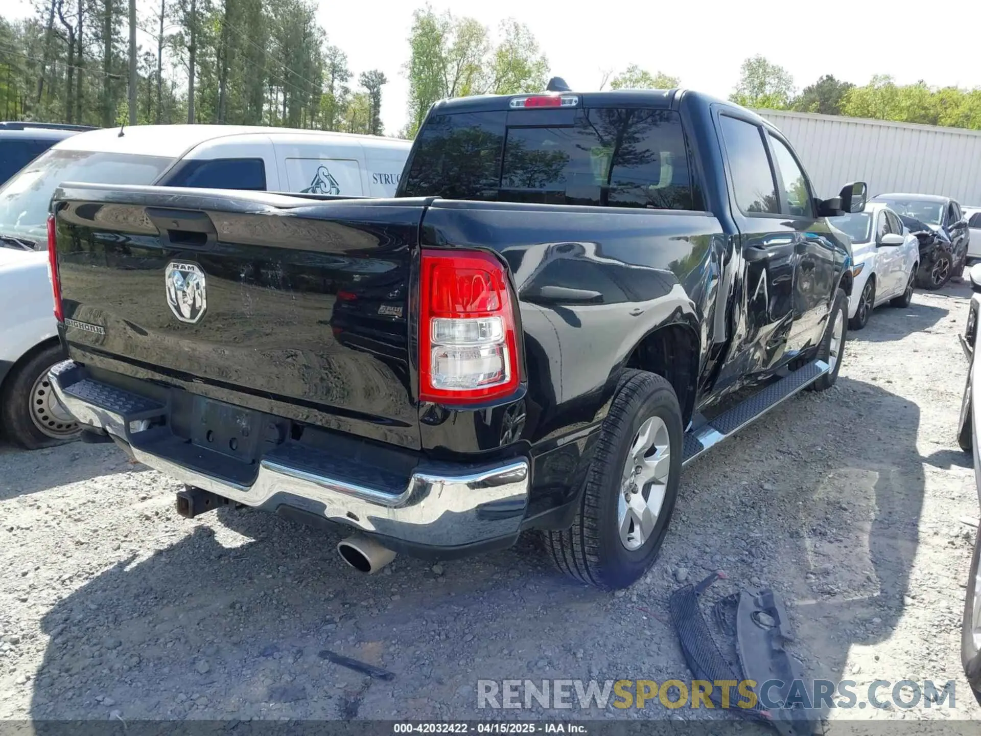 4 Photograph of a damaged car 1C6RREFT4PN619667 RAM 1500 2023