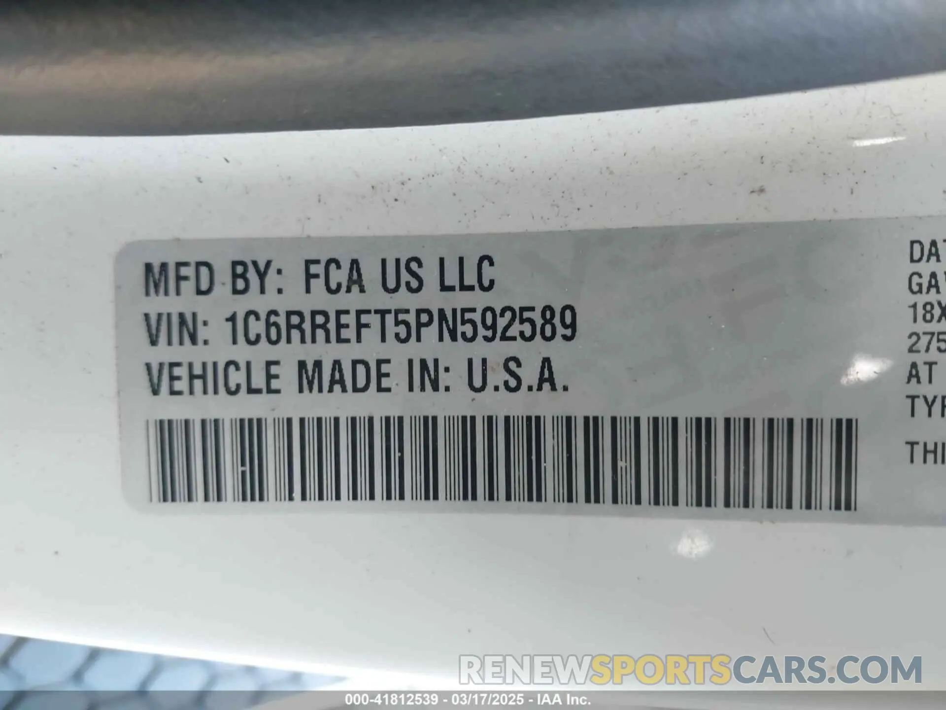 9 Фотография поврежденного автомобиля 1C6RREFT5PN592589 RAM 1500 2023