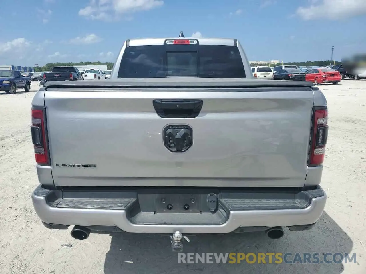 6 Photograph of a damaged car 1C6RREHT6PN545617 RAM 1500 2023