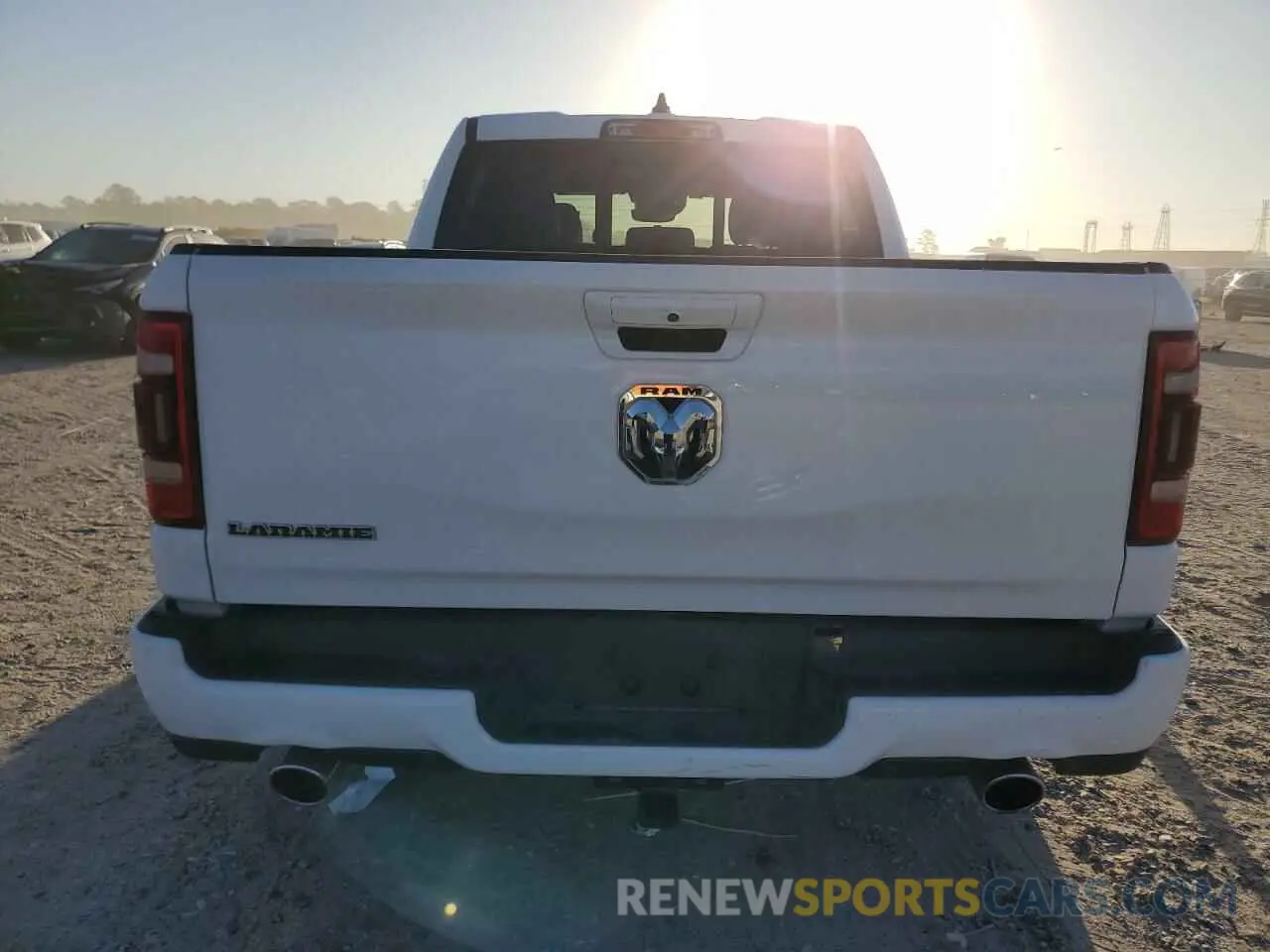 6 Photograph of a damaged car 1C6RREJT7PN607715 RAM 1500 2023