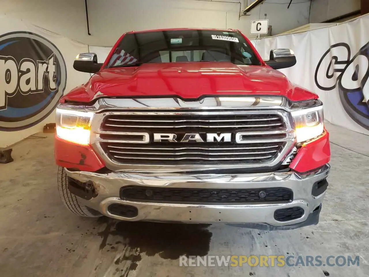 5 Photograph of a damaged car 1C6RREJTXPN676723 RAM 1500 2023