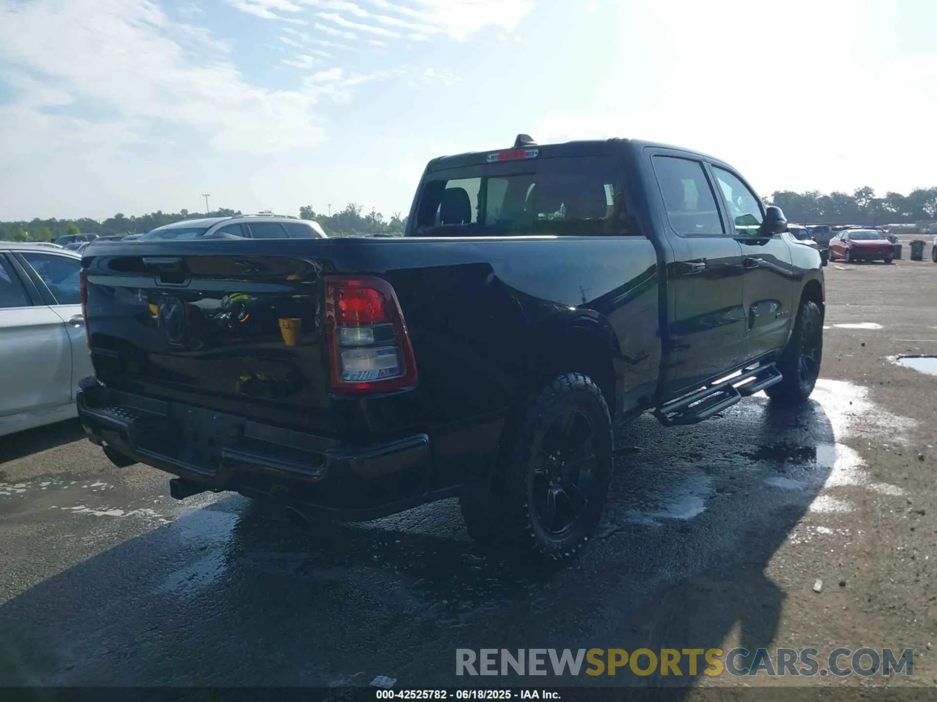4 Photograph of a damaged car 1C6RREMT2PN664903 RAM 1500 2023
