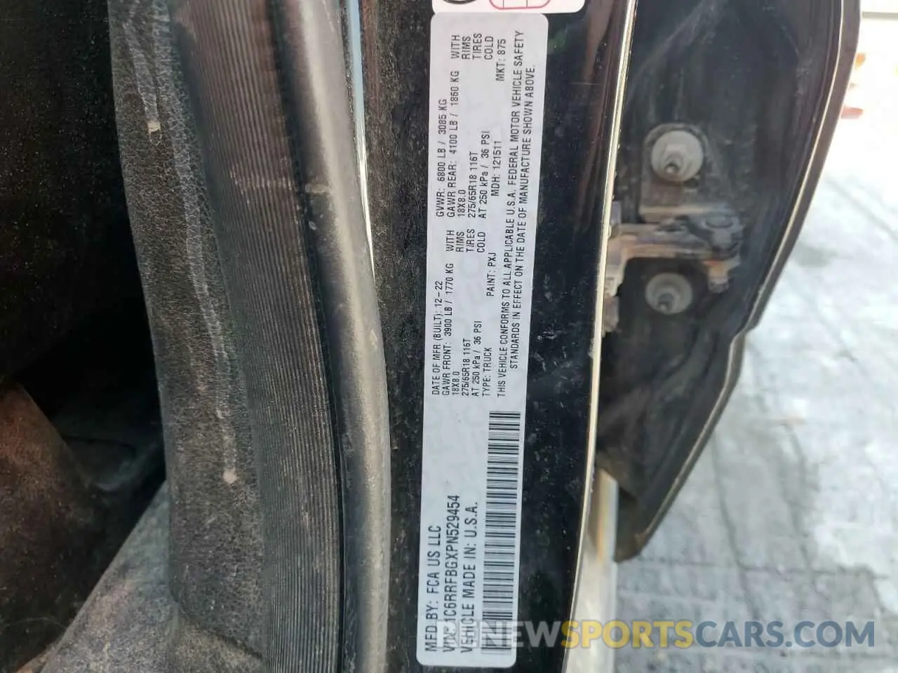 13 Фотография поврежденного автомобиля 1C6RRFBGXPN529454 RAM 1500 2023