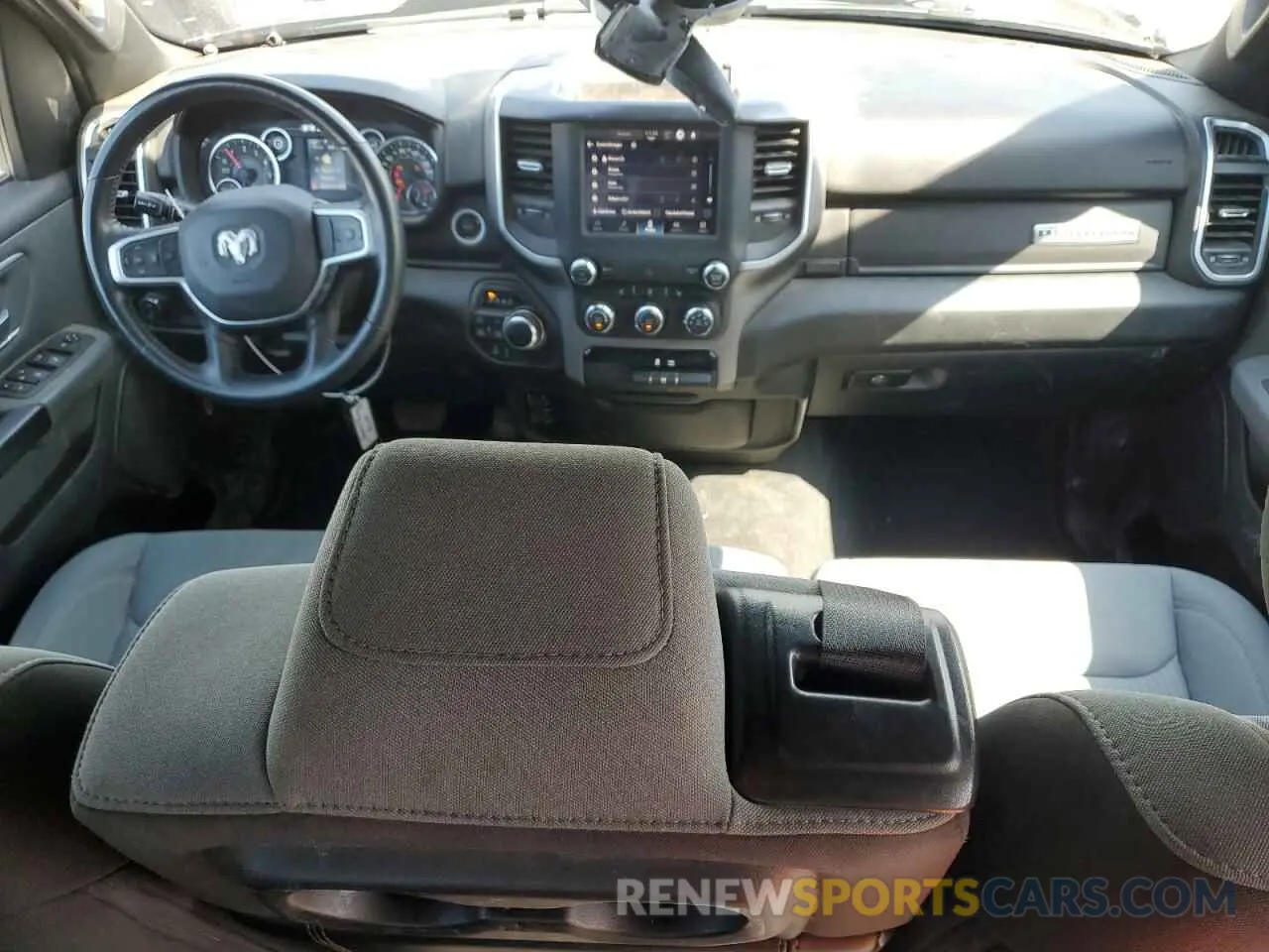 8 Фотография поврежденного автомобиля 1C6RRFBGXPN529454 RAM 1500 2023