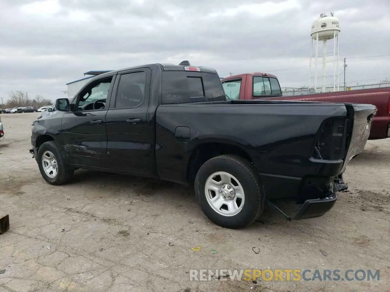 2 Photograph of a damaged car 1C6RRFCG8PN570583 RAM 1500 2023