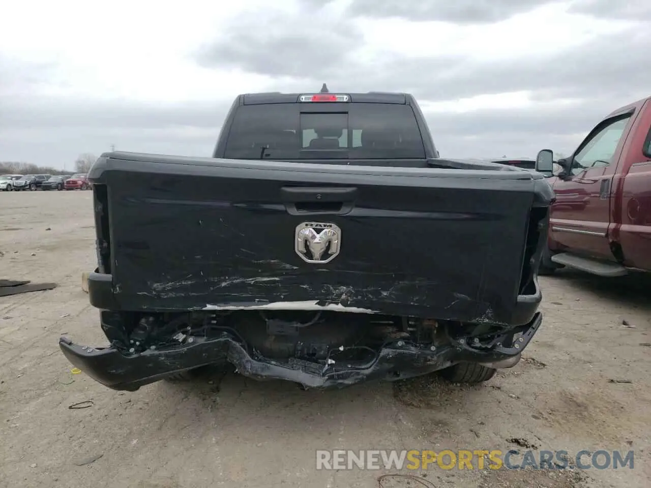 6 Photograph of a damaged car 1C6RRFCG8PN570583 RAM 1500 2023