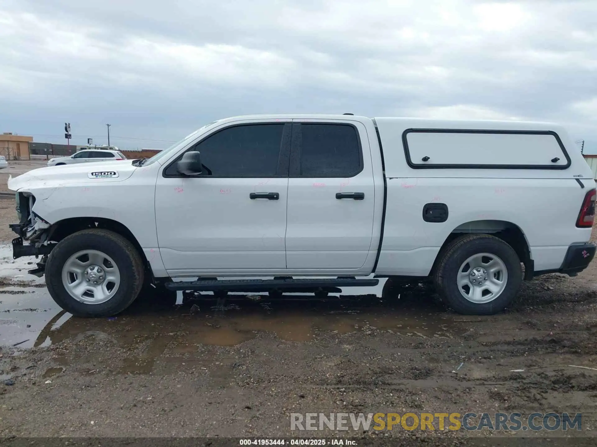 15 Photograph of a damaged car 1C6RRFCG9PN546423 RAM 1500 2023
