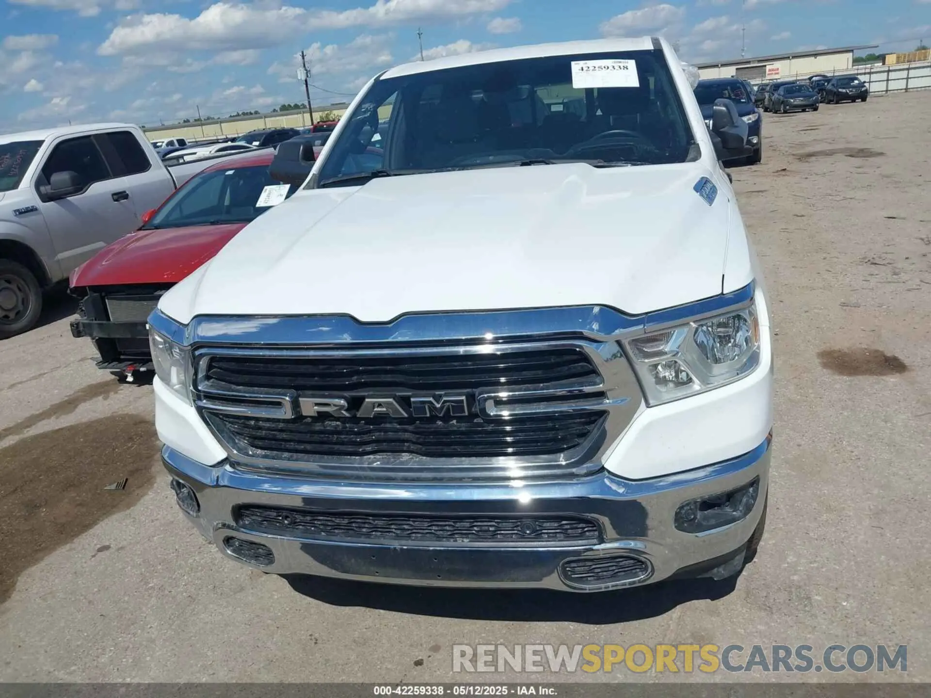 12 Photograph of a damaged car 1C6RRFFG2PN649047 RAM 1500 2023
