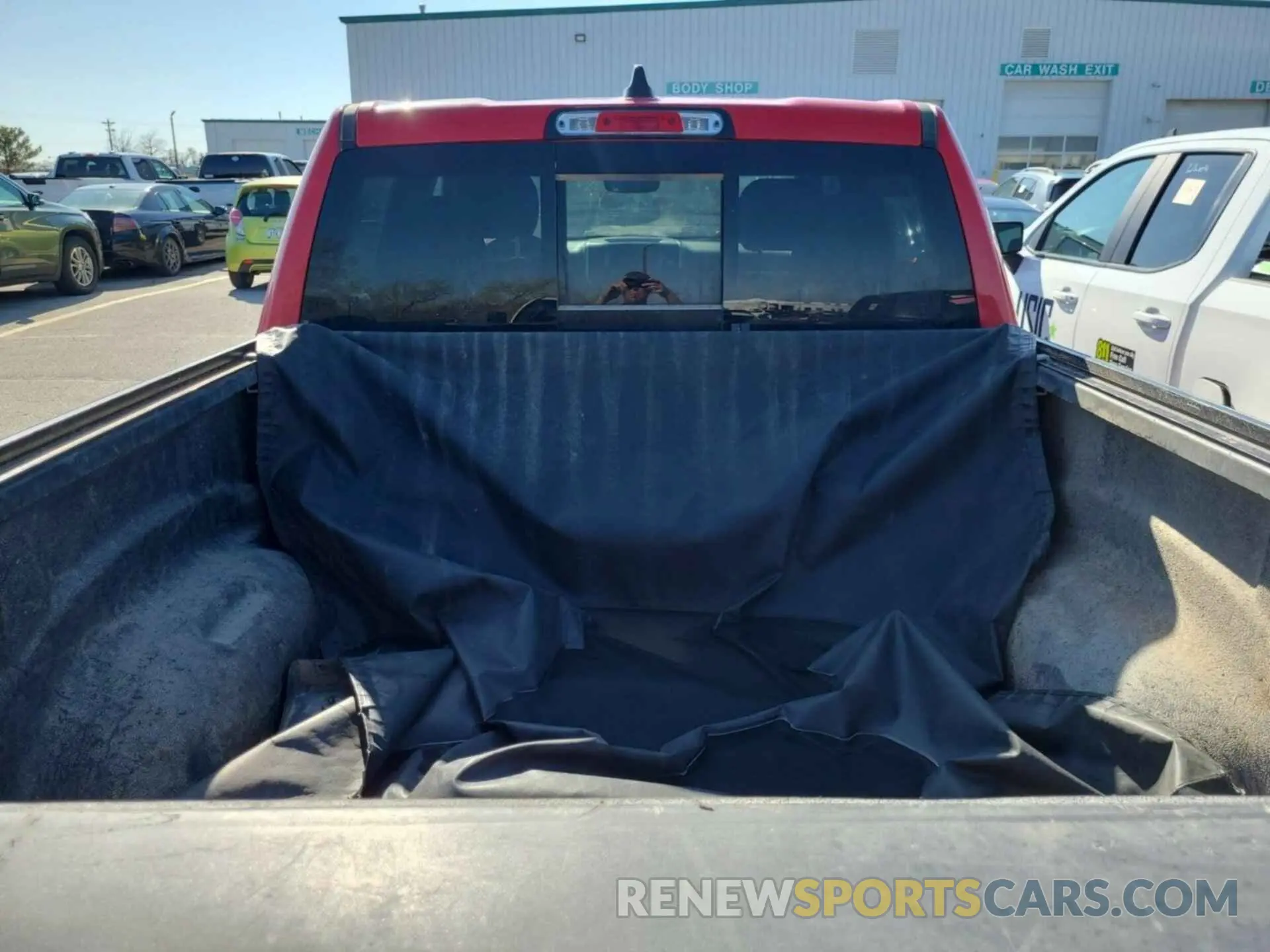 9 Photograph of a damaged car 1C6RRFFG3PN561026 RAM 1500 2023