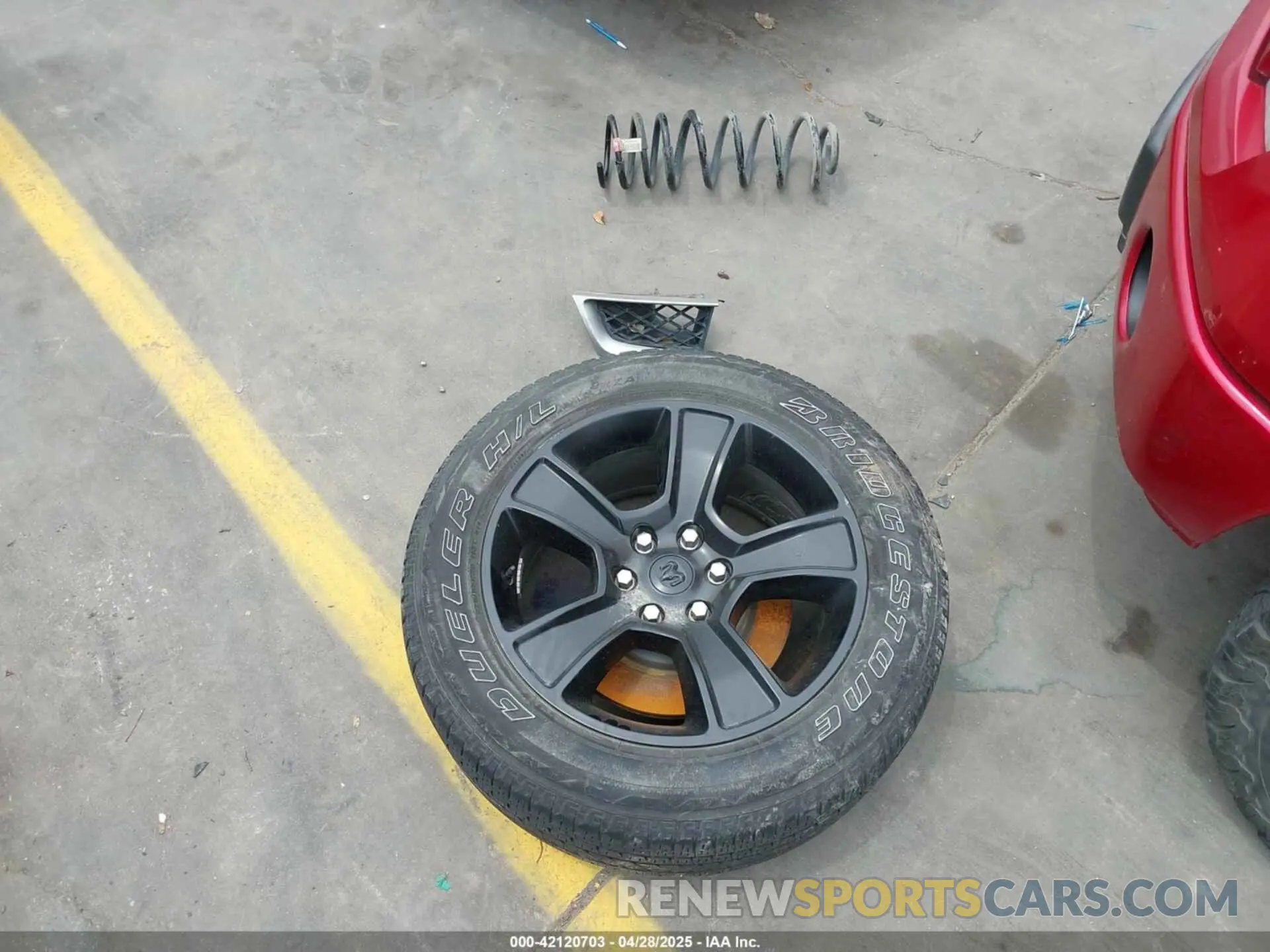 12 Фотография поврежденного автомобиля 1C6SRFFT0PN548524 RAM 1500 2023