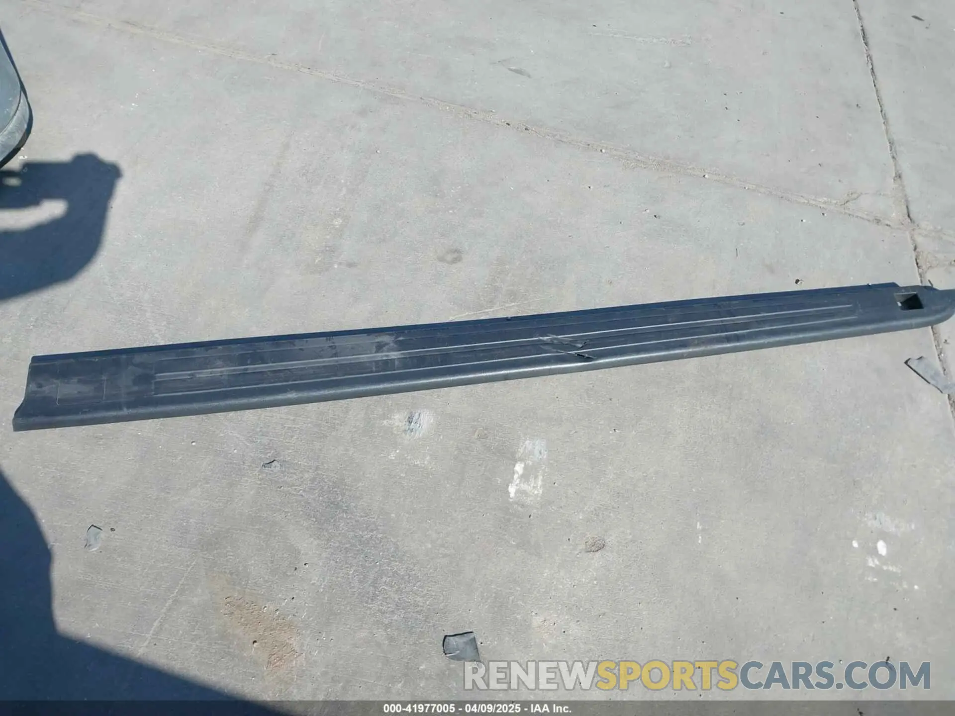 12 Photograph of a damaged car 1C6SRFFT6PN642861 RAM 1500 2023