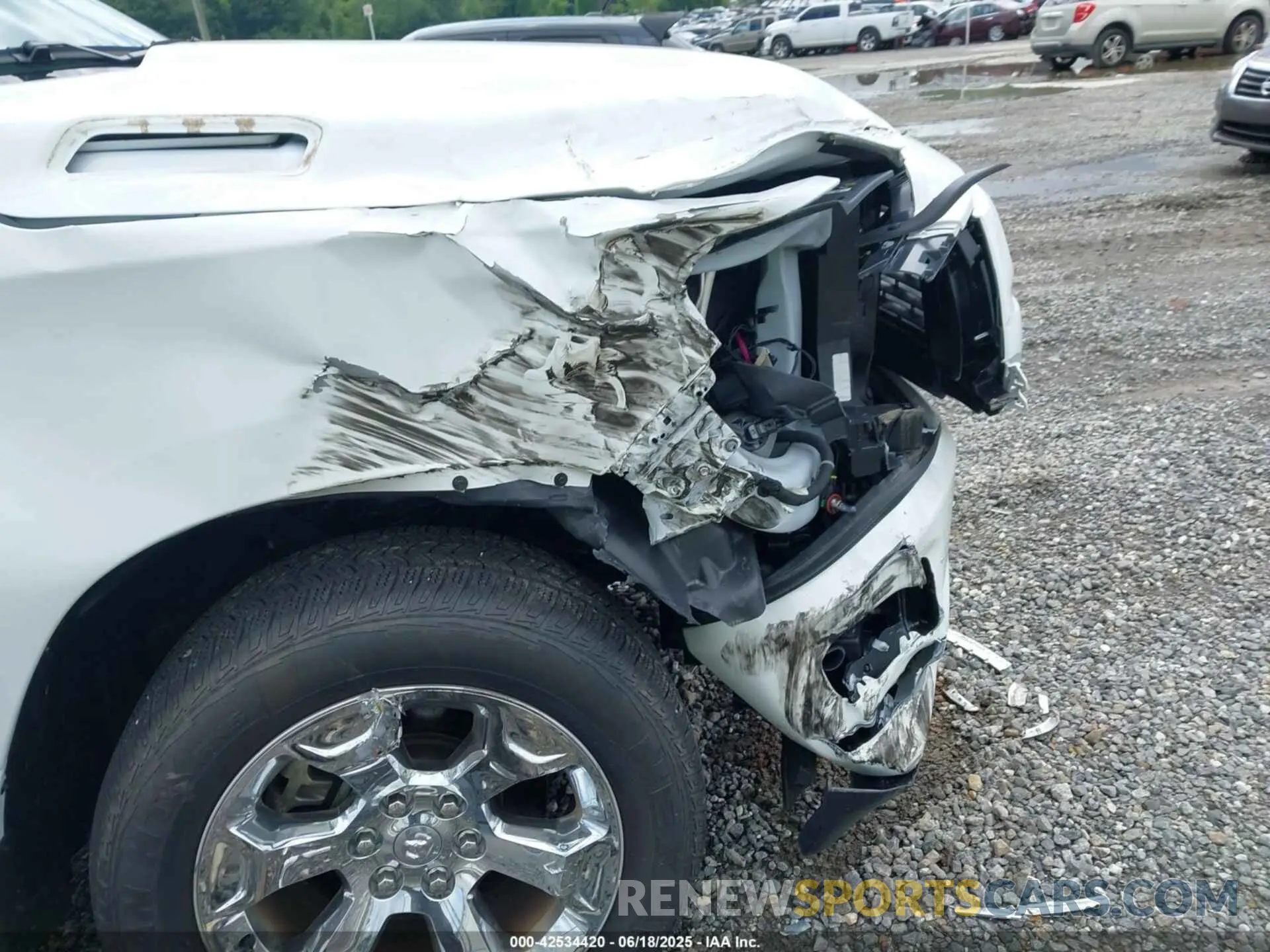 6 Photograph of a damaged car 1C6SRFFT7PN704929 RAM 1500 2023