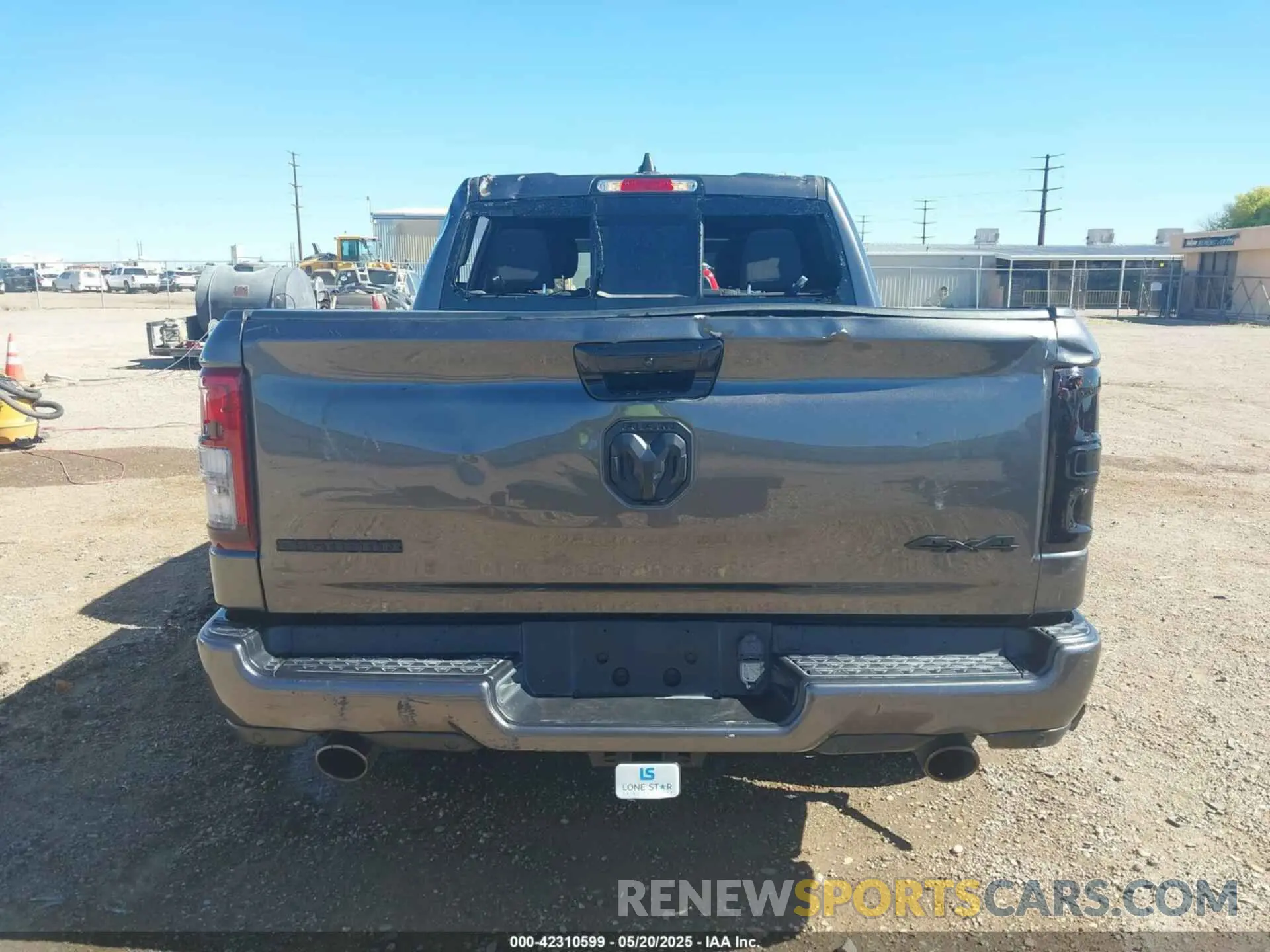 16 Photograph of a damaged car 1C6SRFFT8PN563045 RAM 1500 2023