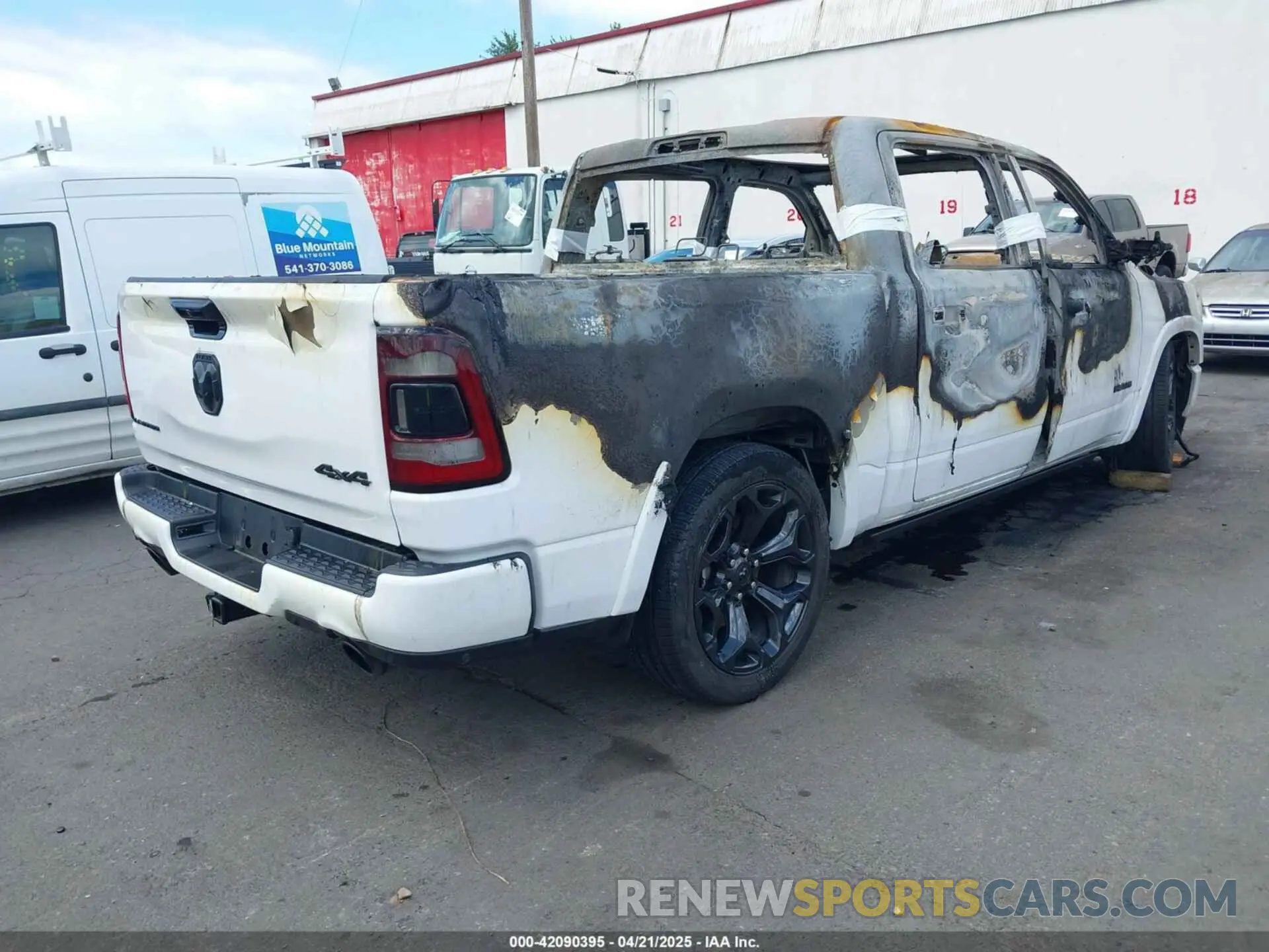 4 Фотография поврежденного автомобиля 1C6SRFHT9PN602190 RAM 1500 2023
