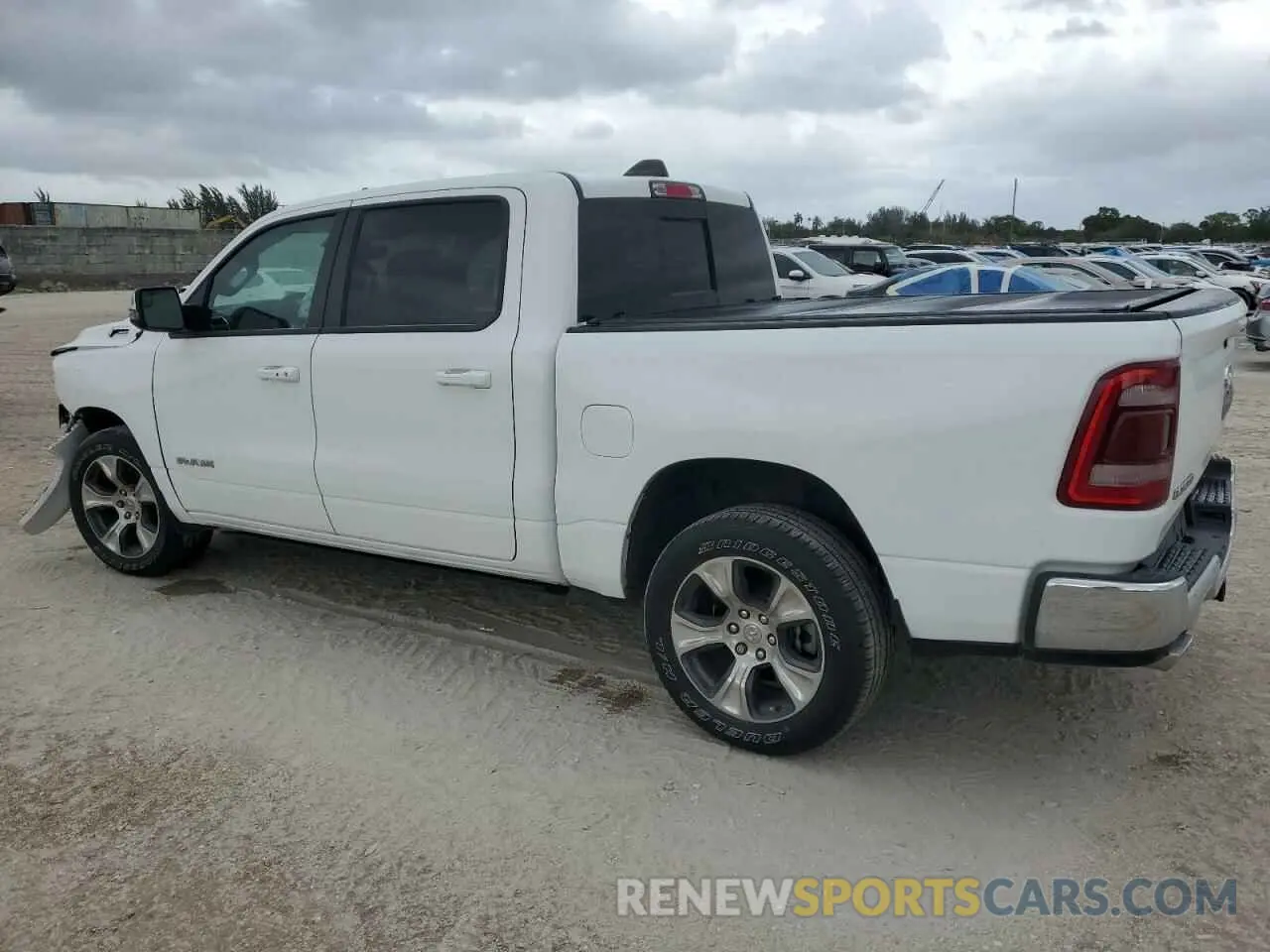2 Photograph of a damaged car 1C6SRFJM8PN515125 RAM 1500 2023