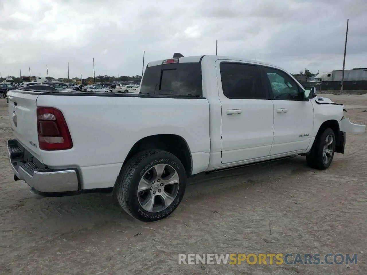 3 Photograph of a damaged car 1C6SRFJM8PN515125 RAM 1500 2023