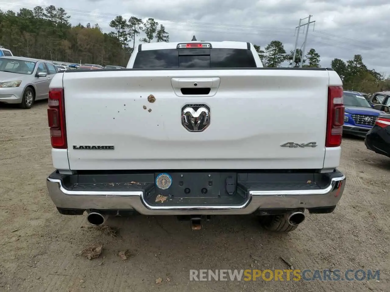 6 Photograph of a damaged car 1C6SRFJT0PN596676 RAM 1500 2023