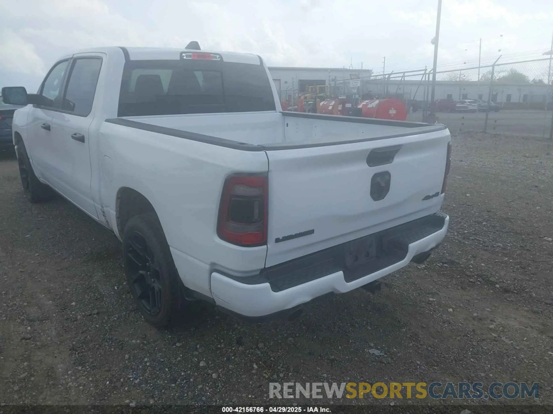 3 Фотография поврежденного автомобиля 1C6SRFJT3PN541901 RAM 1500 2023