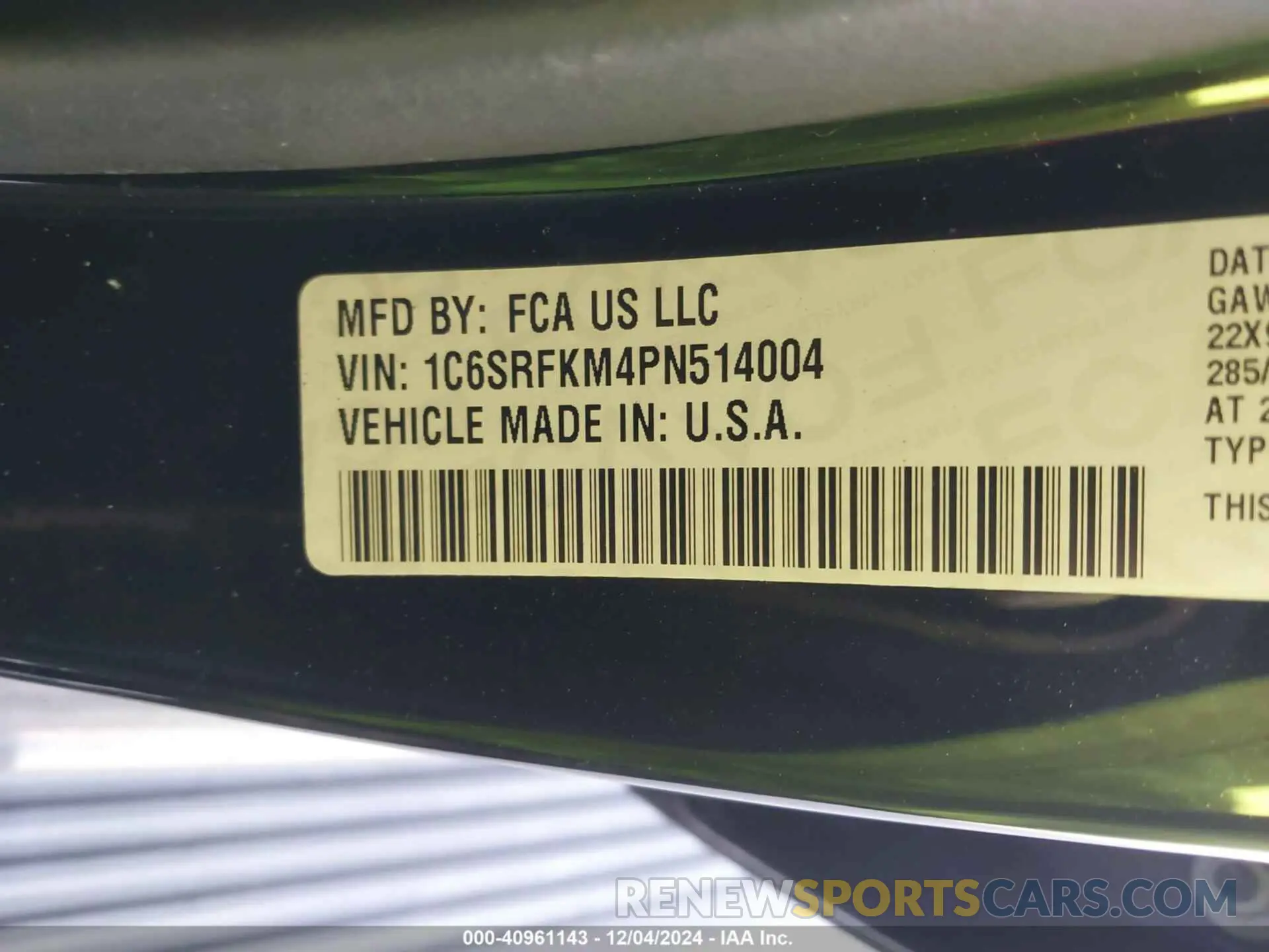 9 Photograph of a damaged car 1C6SRFKM4PN514004 RAM 1500 2023
