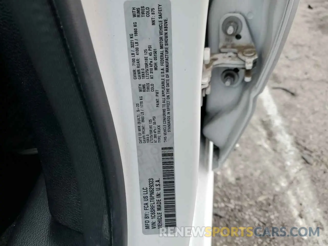13 Фотография поврежденного автомобиля 1C6SRFLT6PN629323 RAM 1500 2023