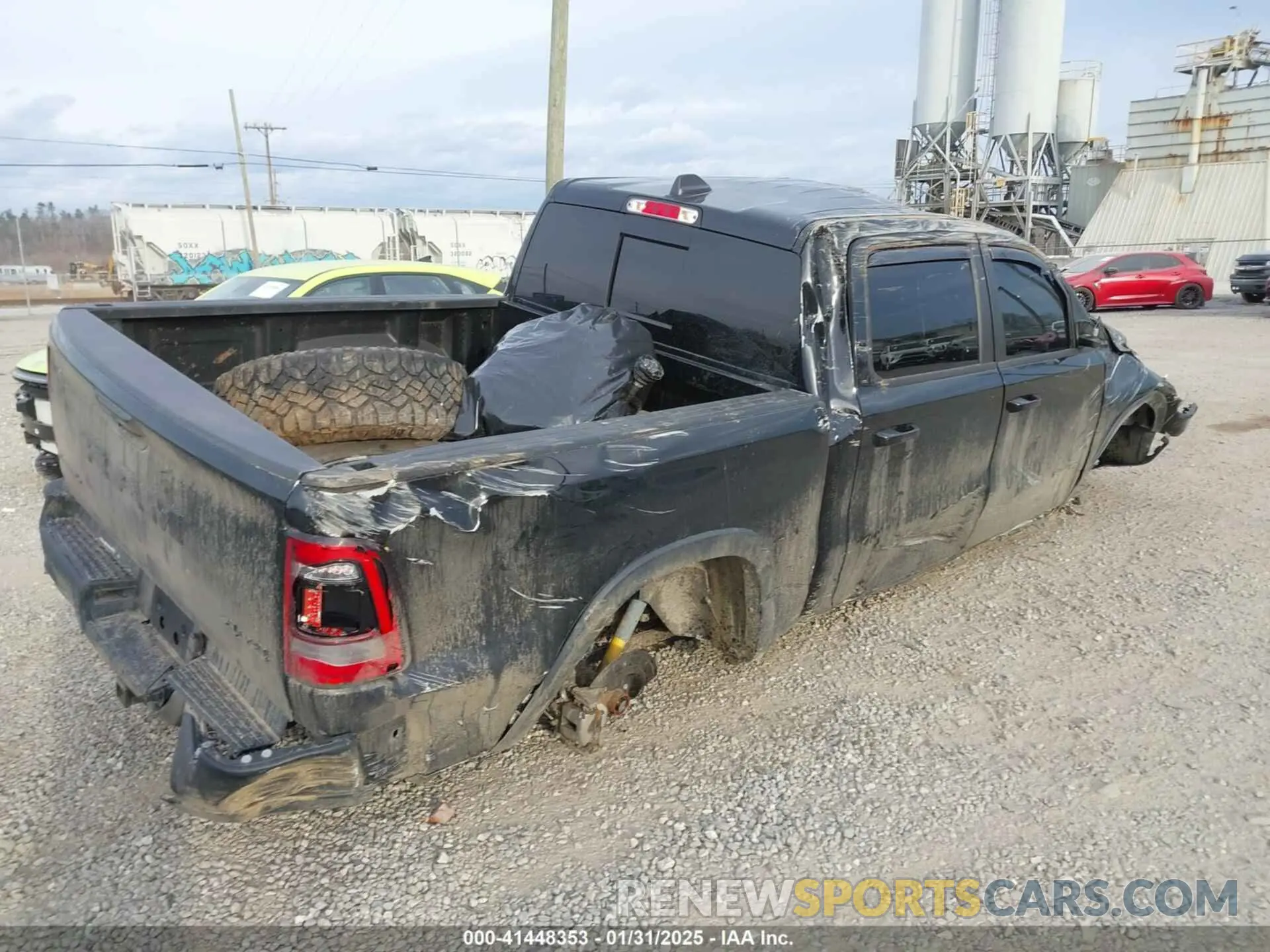 4 Фотография поврежденного автомобиля 1C6SRFLT6PN637289 RAM 1500 2023