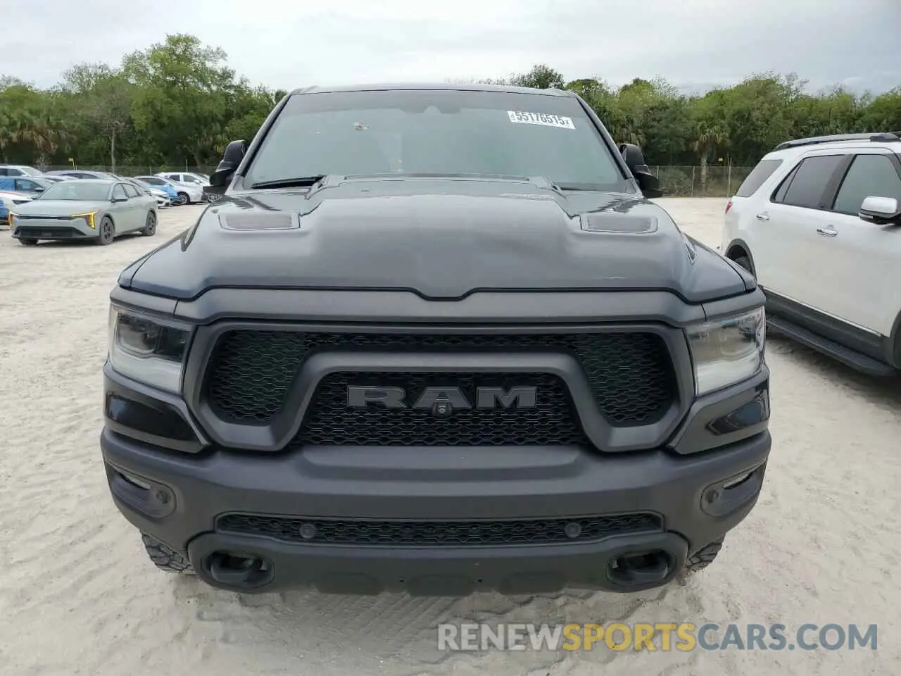 5 Photograph of a damaged car 1C6SRFLT8PN609879 RAM 1500 2023