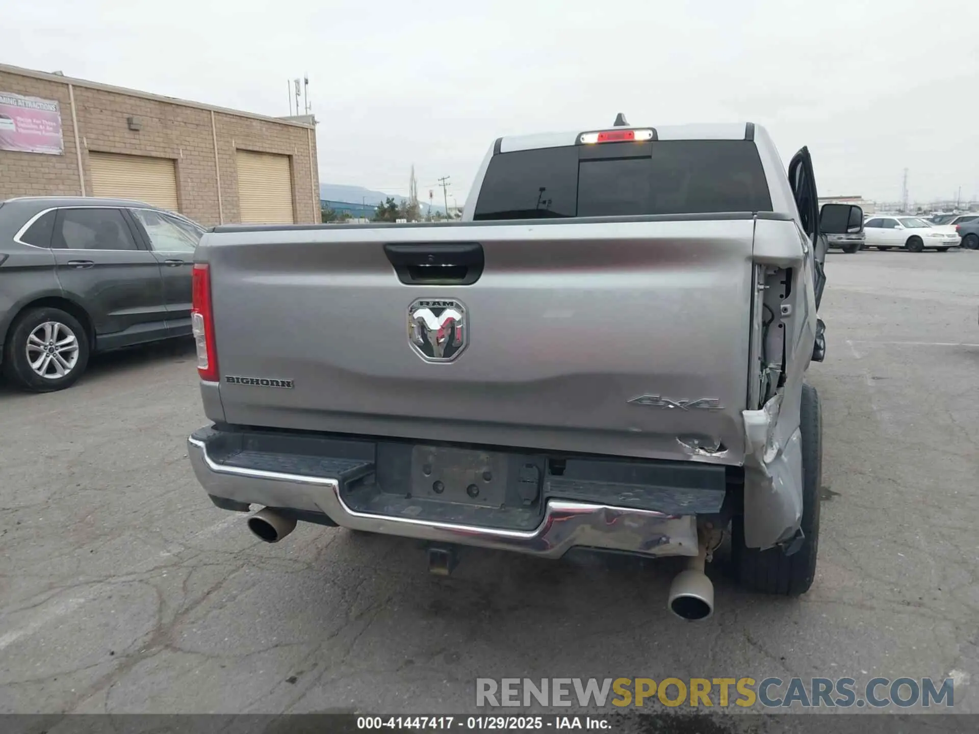 16 Photograph of a damaged car 1C6SRFMT2PN622514 RAM 1500 2023
