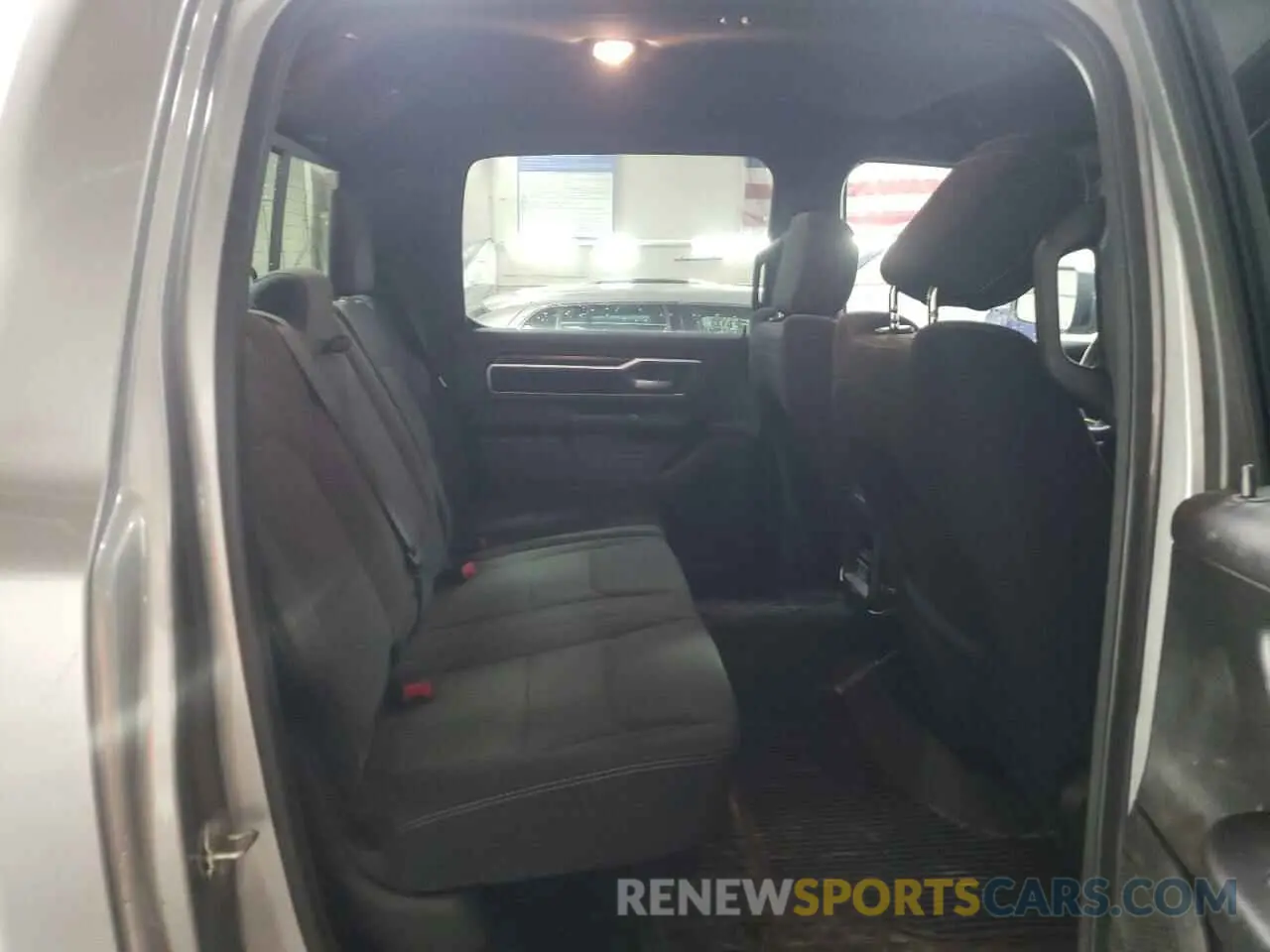 10 Фотография поврежденного автомобиля 1C6SRFMT5PN637251 RAM 1500 2023