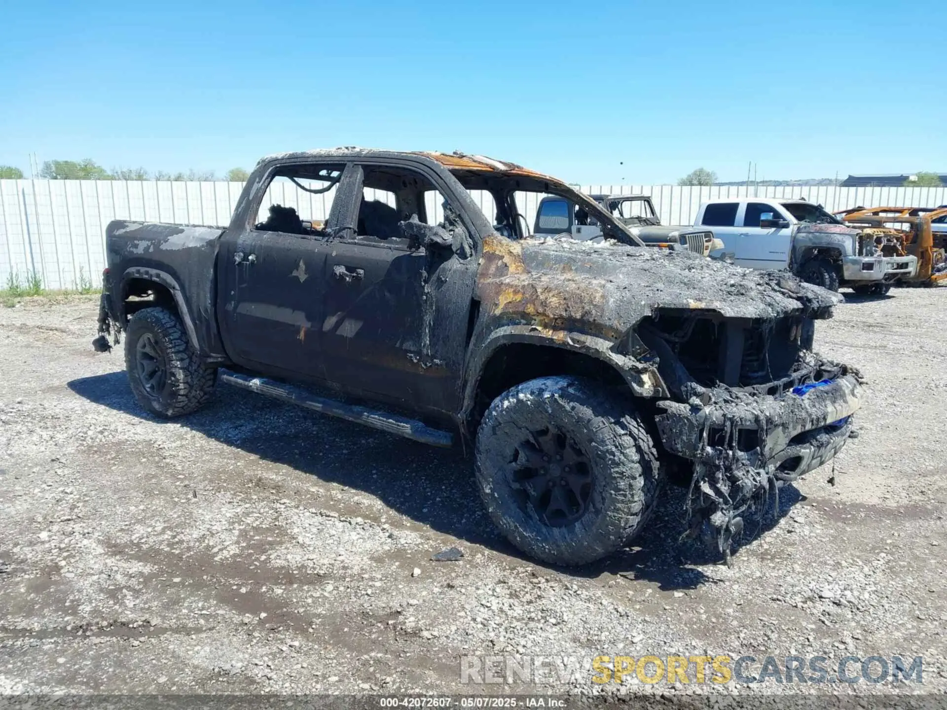 1 Фотография поврежденного автомобиля 1C6SRFU92PN500787 RAM 1500 2023