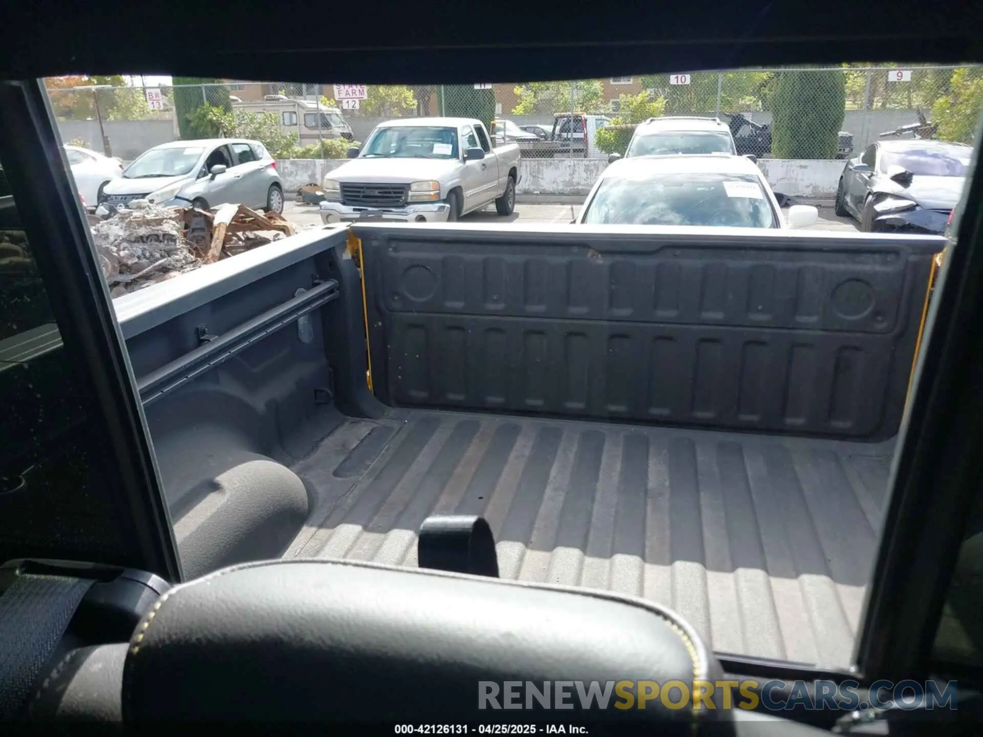 6 Фотография поврежденного автомобиля 1C6SRFU93PN546838 RAM 1500 2023