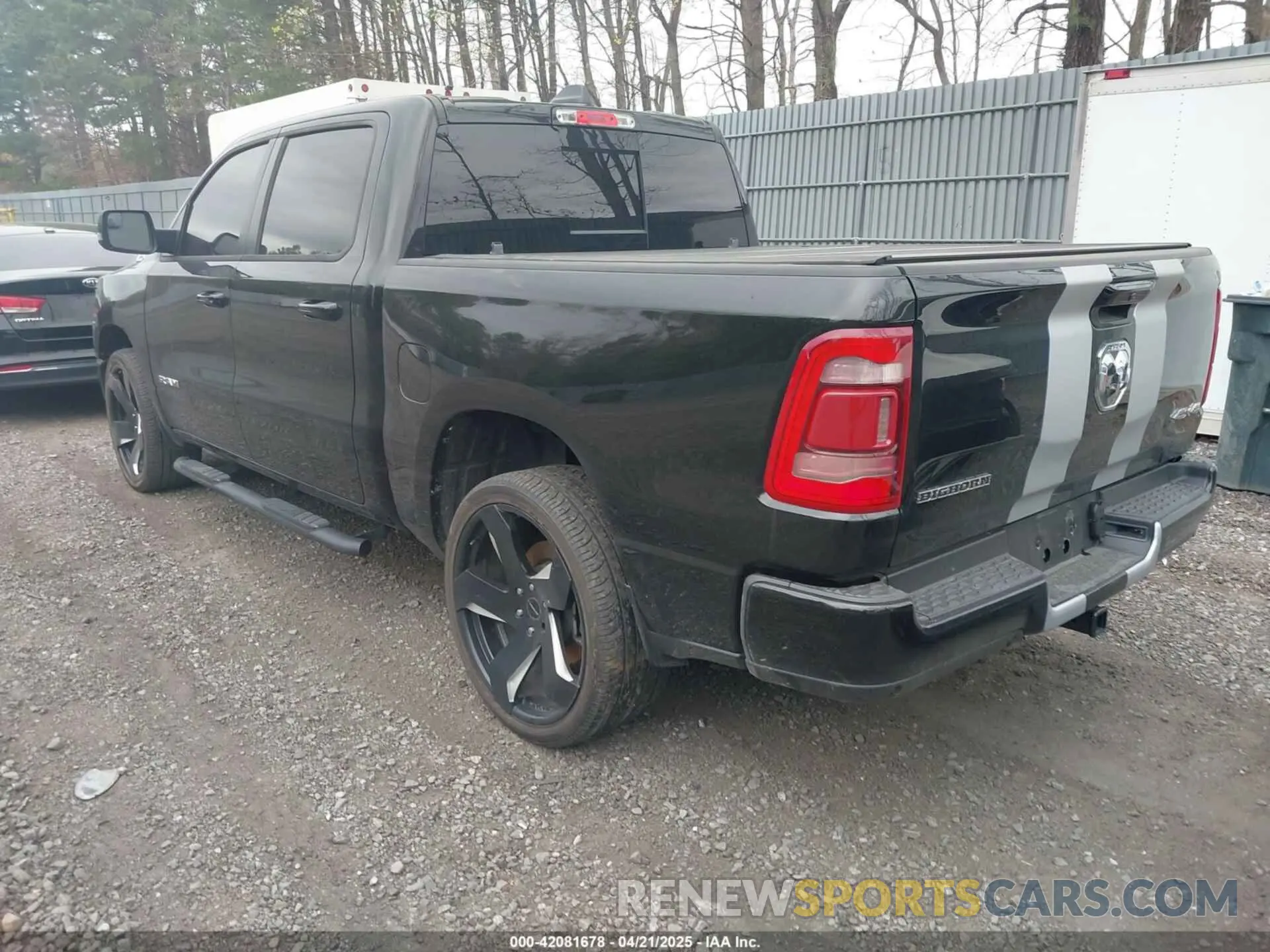 3 Фотография поврежденного автомобиля 1C6RRFFG2RN201958 RAM 1500 2024