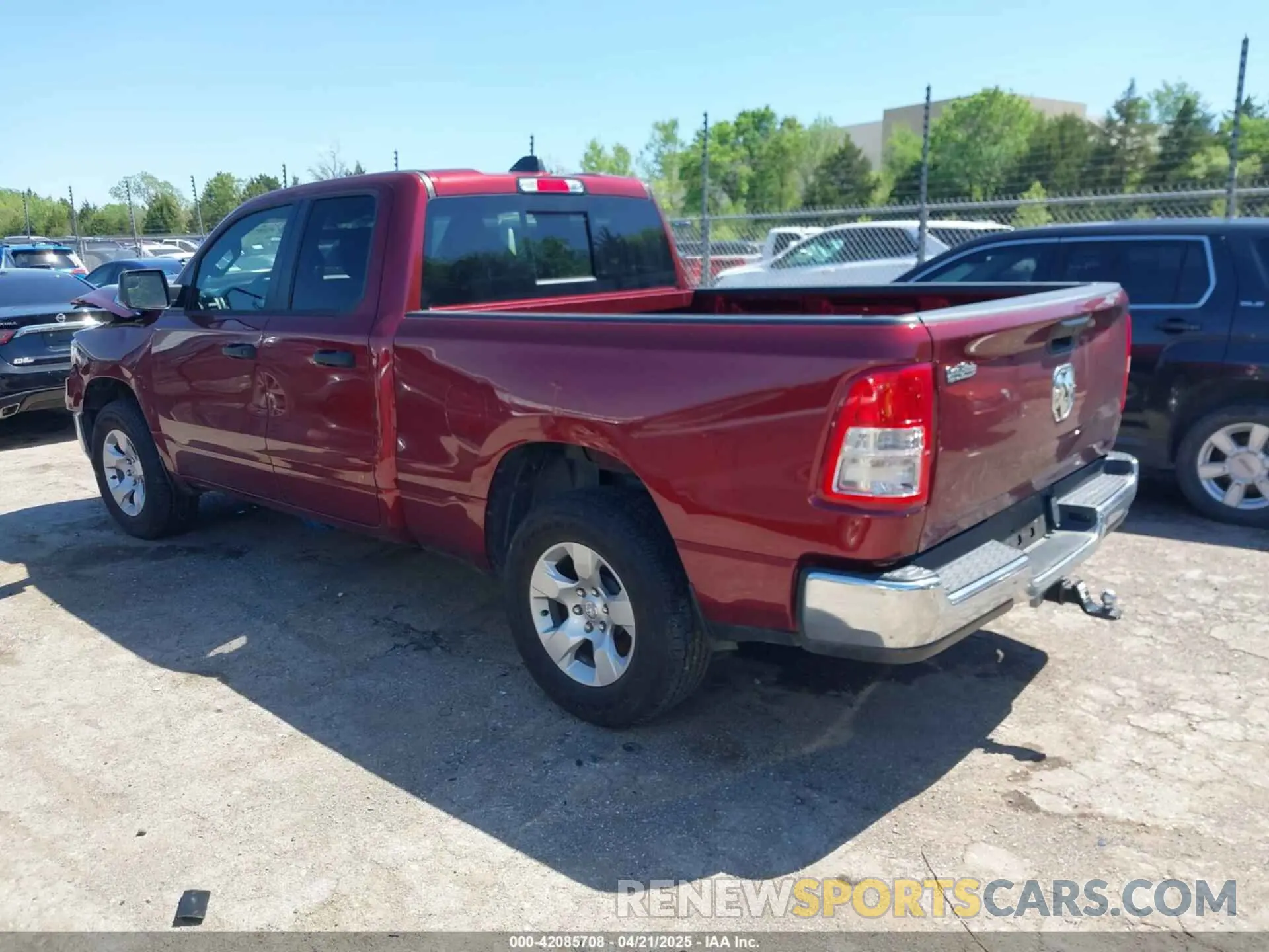 15 Photograph of a damaged car 1C6SRECG5RN205714 RAM 1500 2024