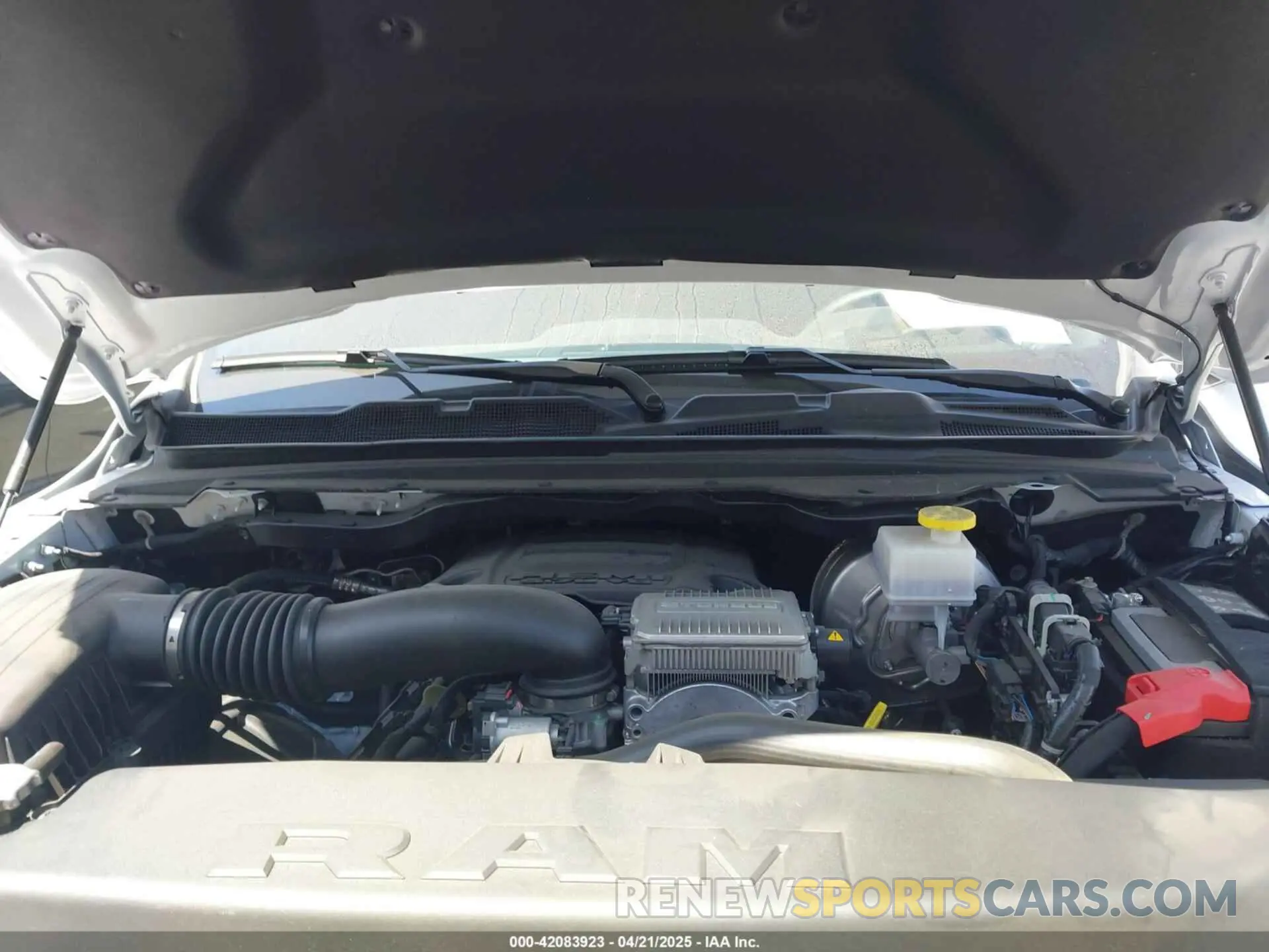 10 Фотография поврежденного автомобиля 1C6SRFHT1RN209318 RAM 1500 2024