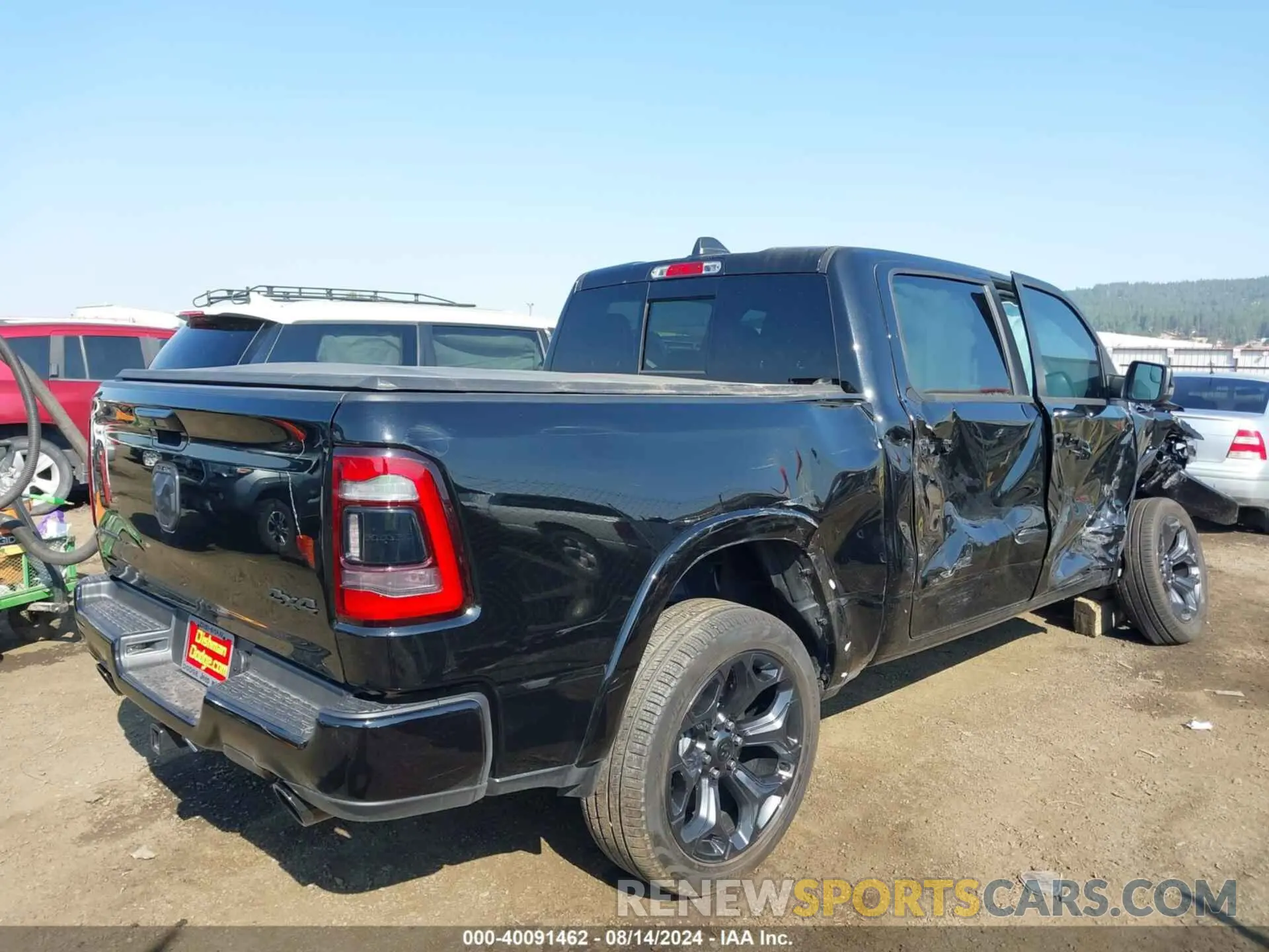 4 Photograph of a damaged car 1C6SRFHT2RN182419 RAM 1500 2024
