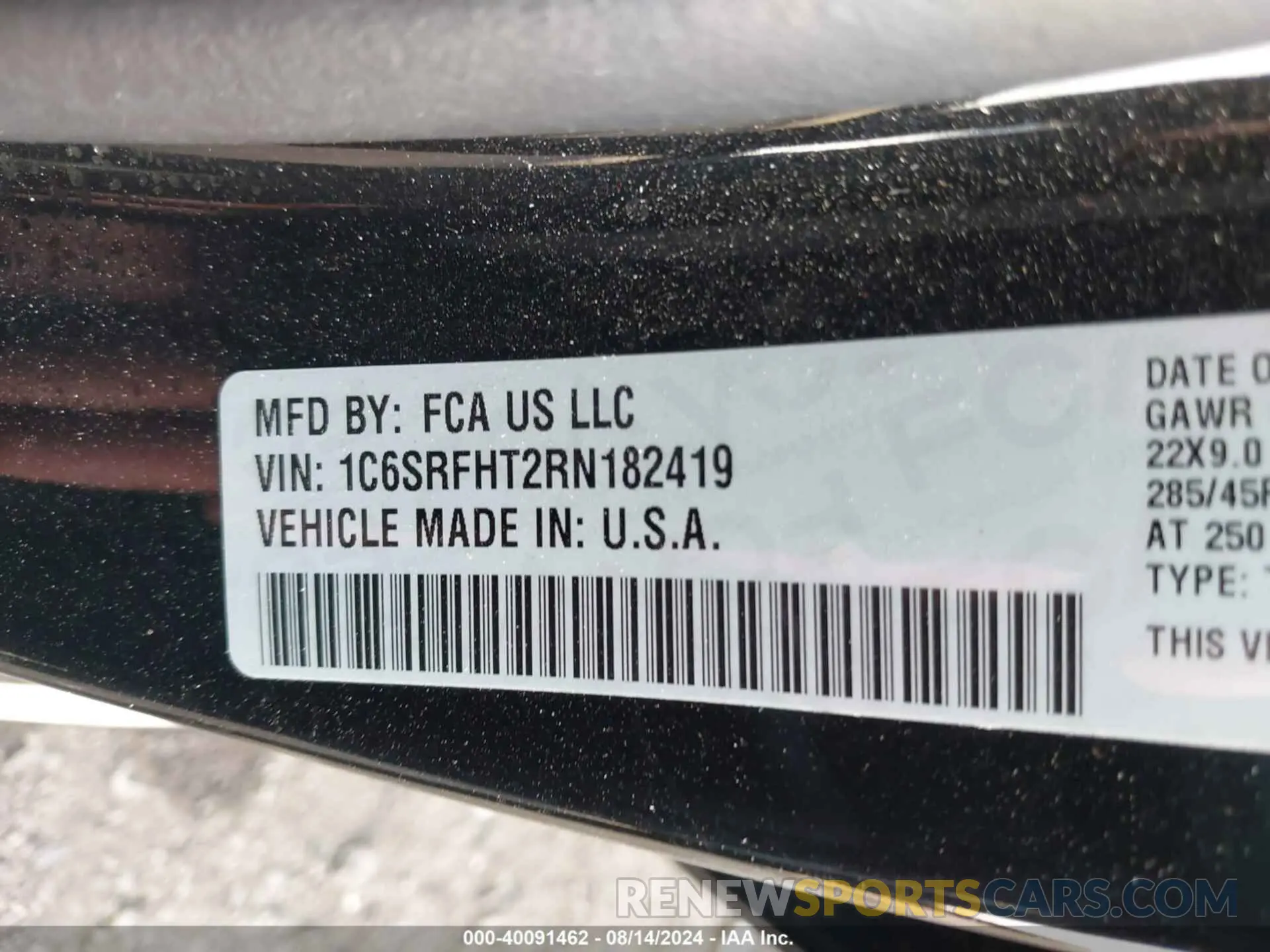 9 Photograph of a damaged car 1C6SRFHT2RN182419 RAM 1500 2024